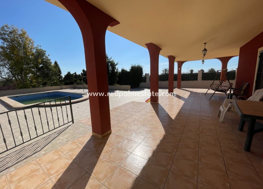 Resale - Villa -
Albatera - Inland