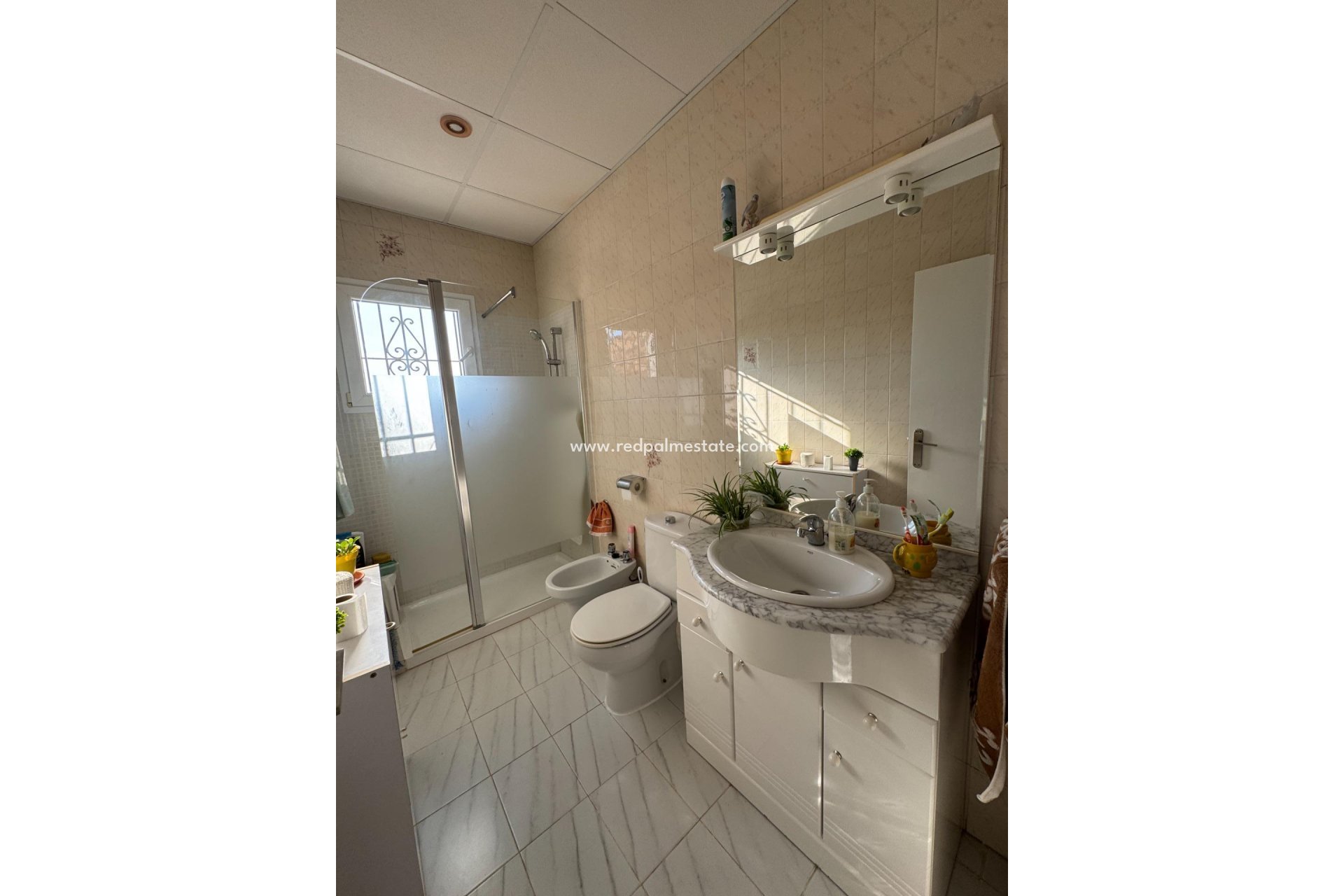 Resale - Villa -
Albatera - Partida Lomas