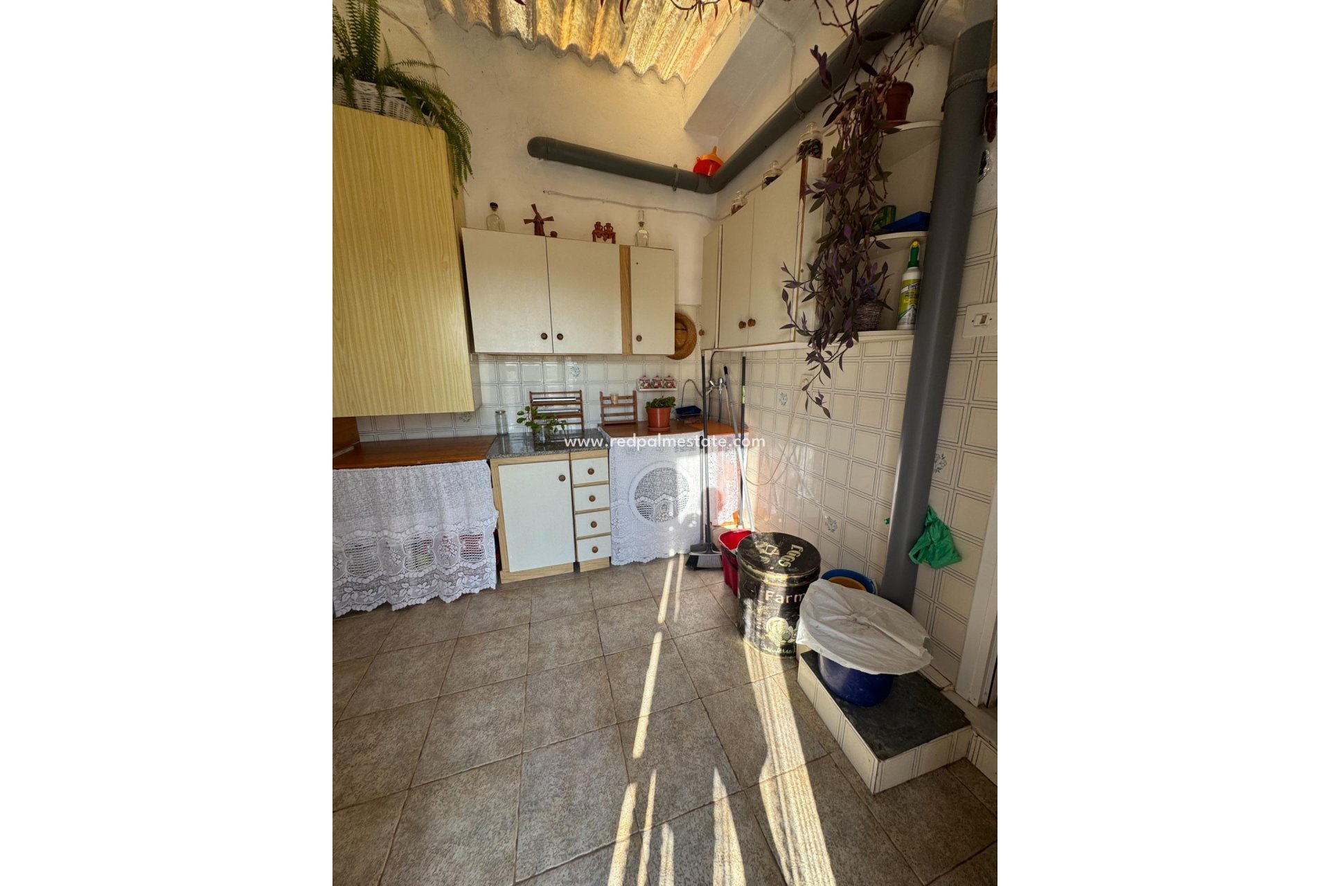 Resale - Villa -
Albatera - Partida Lomas