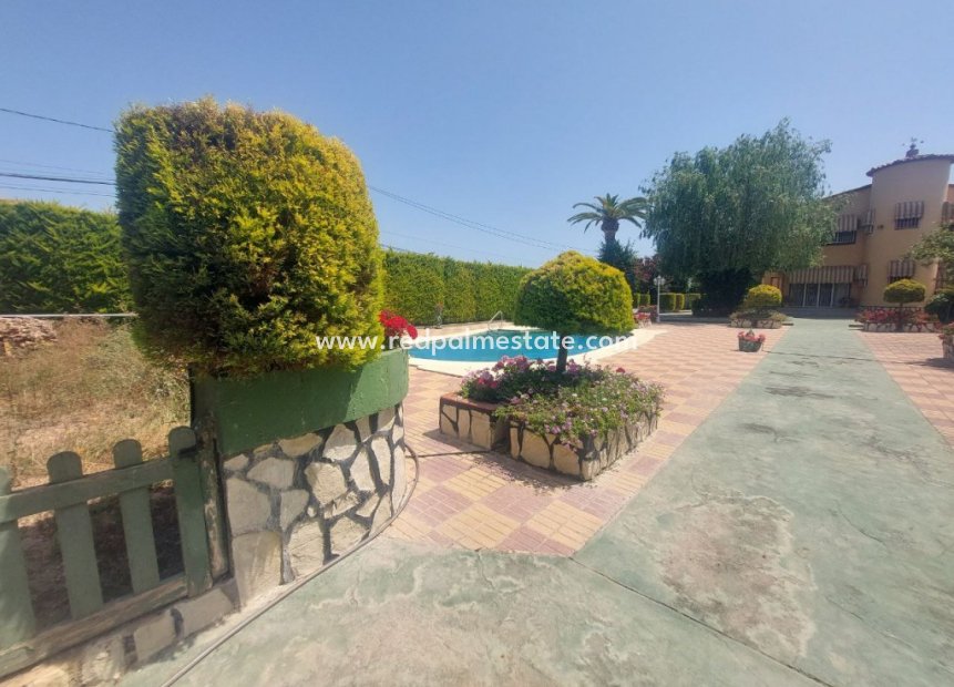 Resale - Villa -
Albir - Costa Blanca