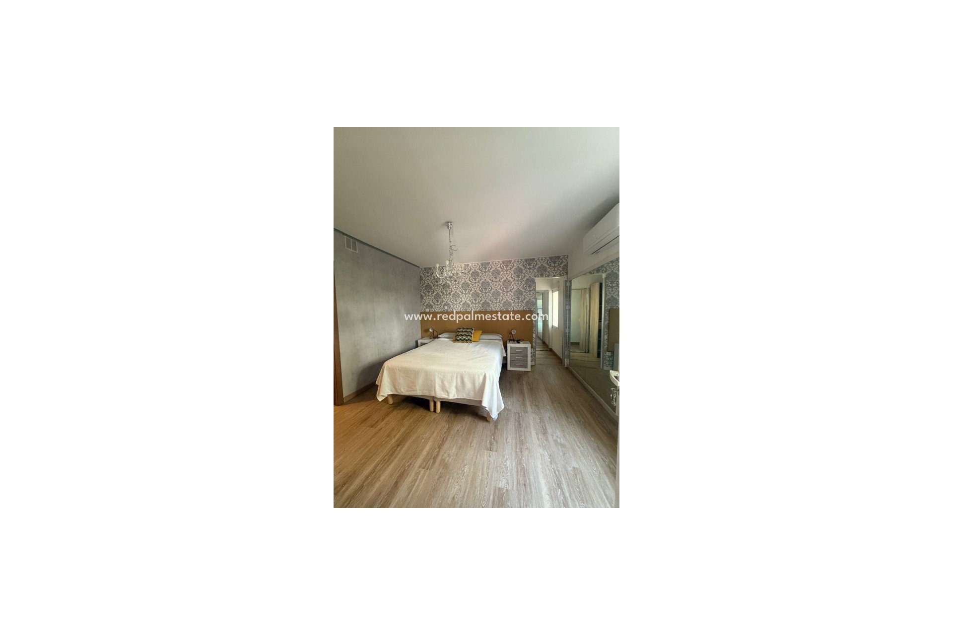 Resale - Villa -
Albir - Costa Blanca