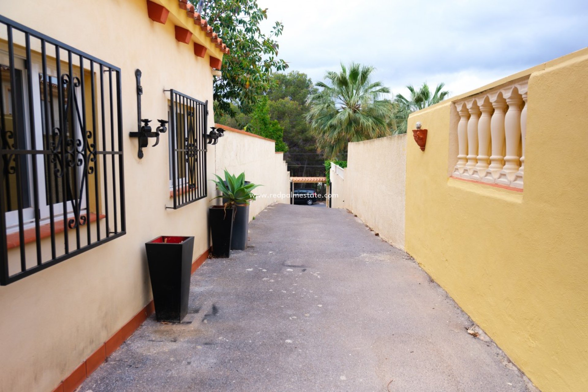 Resale - Villa -
Albir