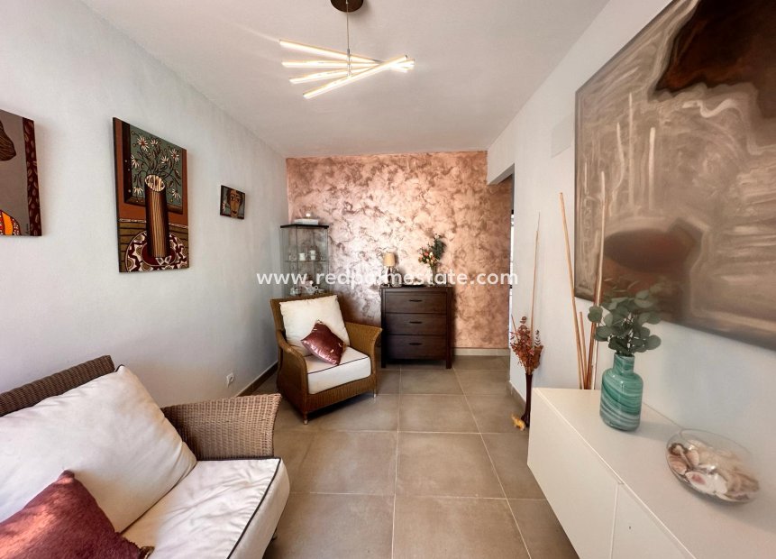 Resale - Villa -
Alfas del Pí - Costa Blanca