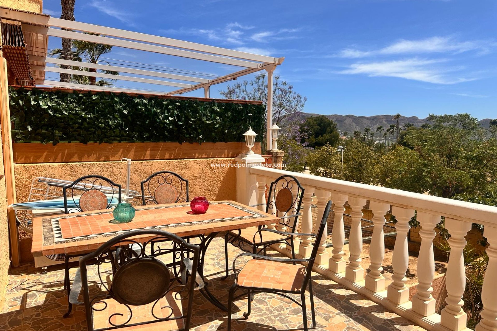 Resale - Villa -
Alfas del Pí - Costa Blanca