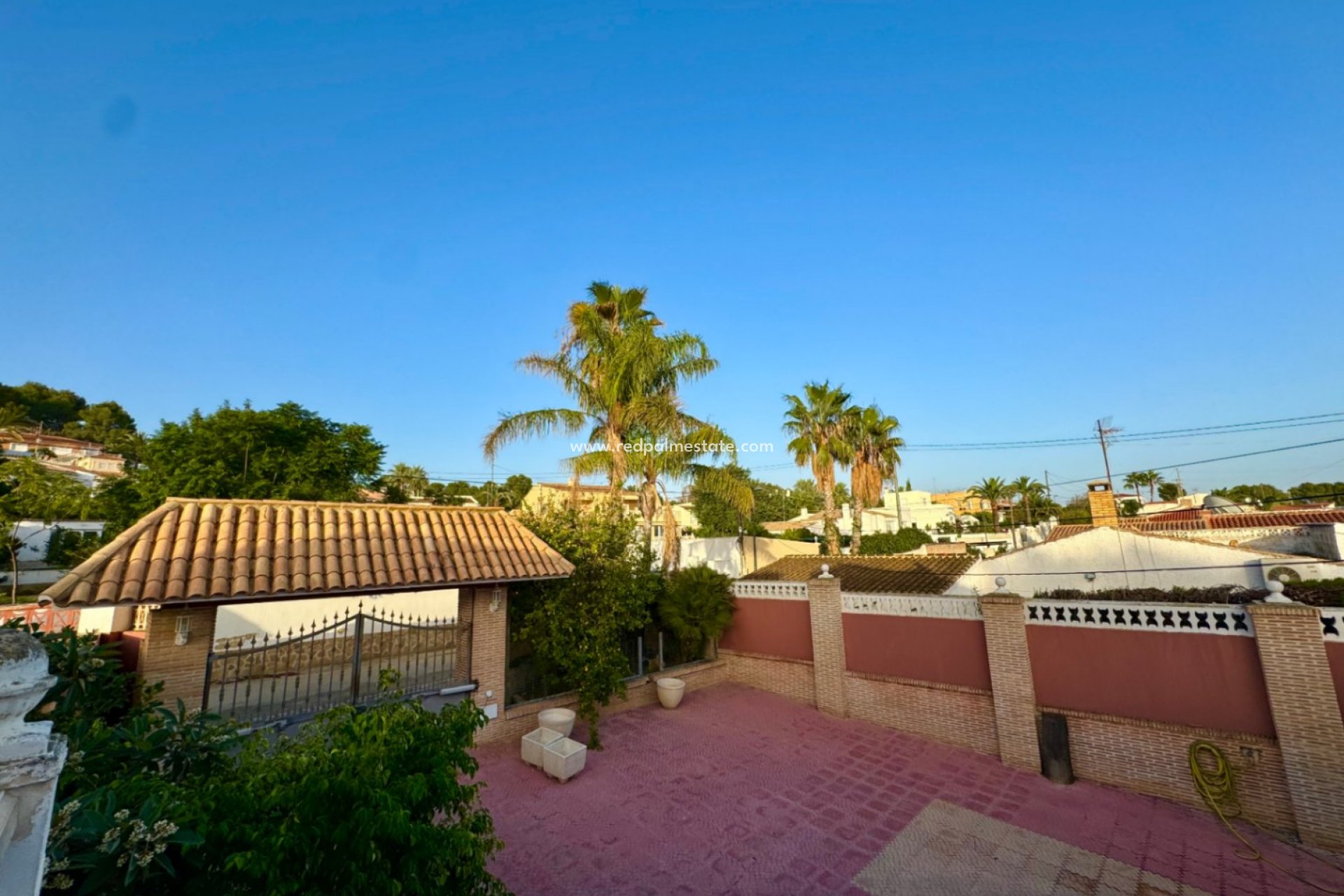 Resale - Villa -
Alfas del Pí - Costa Blanca