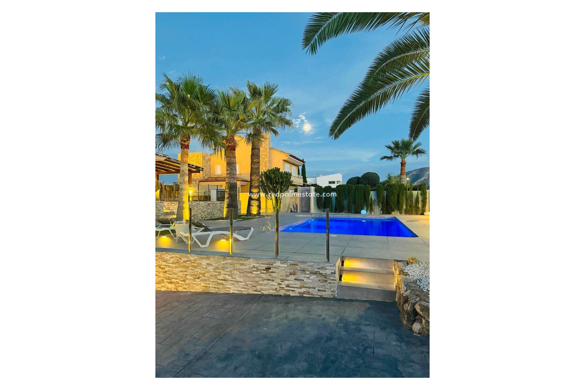 Resale - Villa -
Alfas del Pi - Costa Blanca