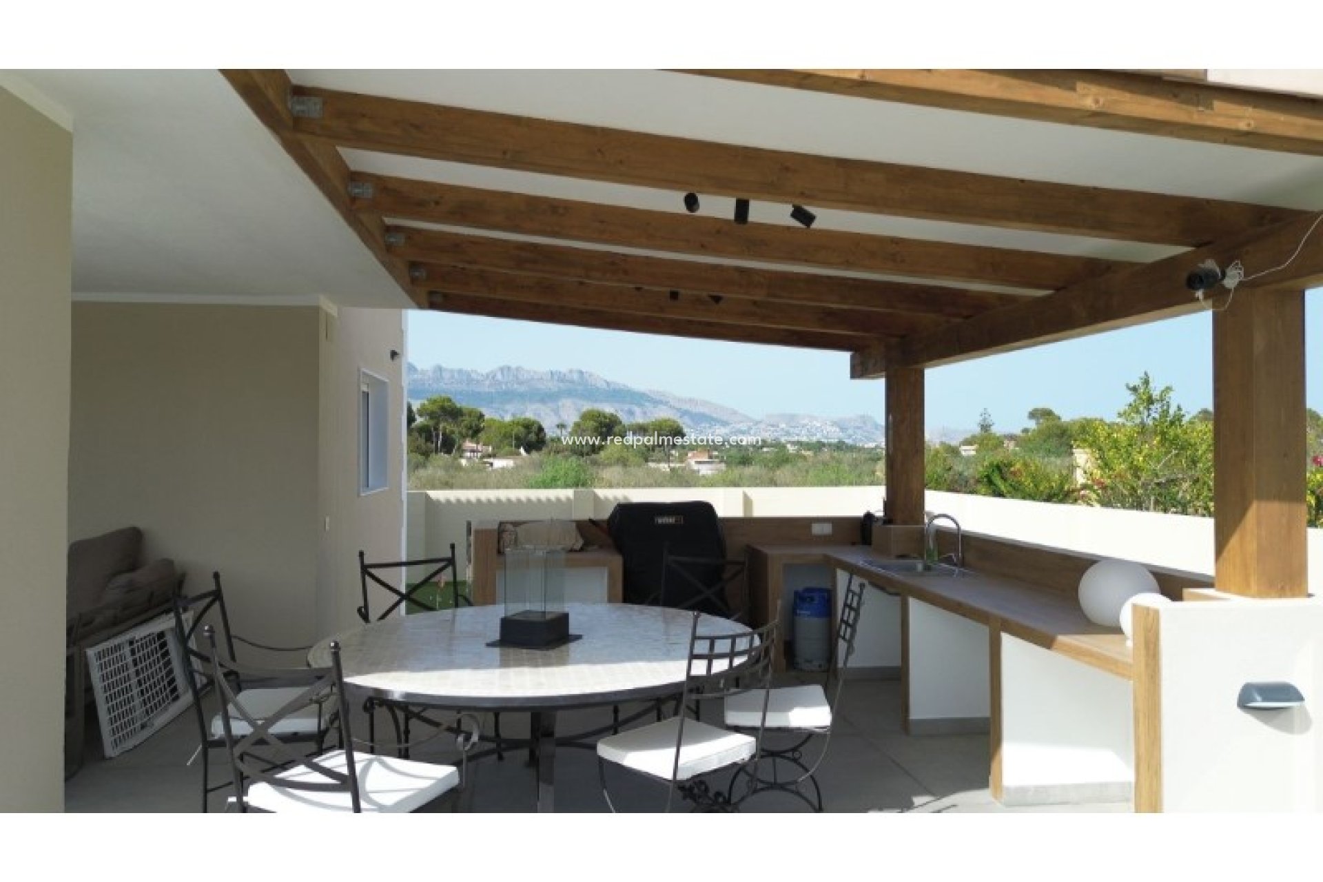 Resale - Villa -
Alfas del Pi - Costa Blanca
