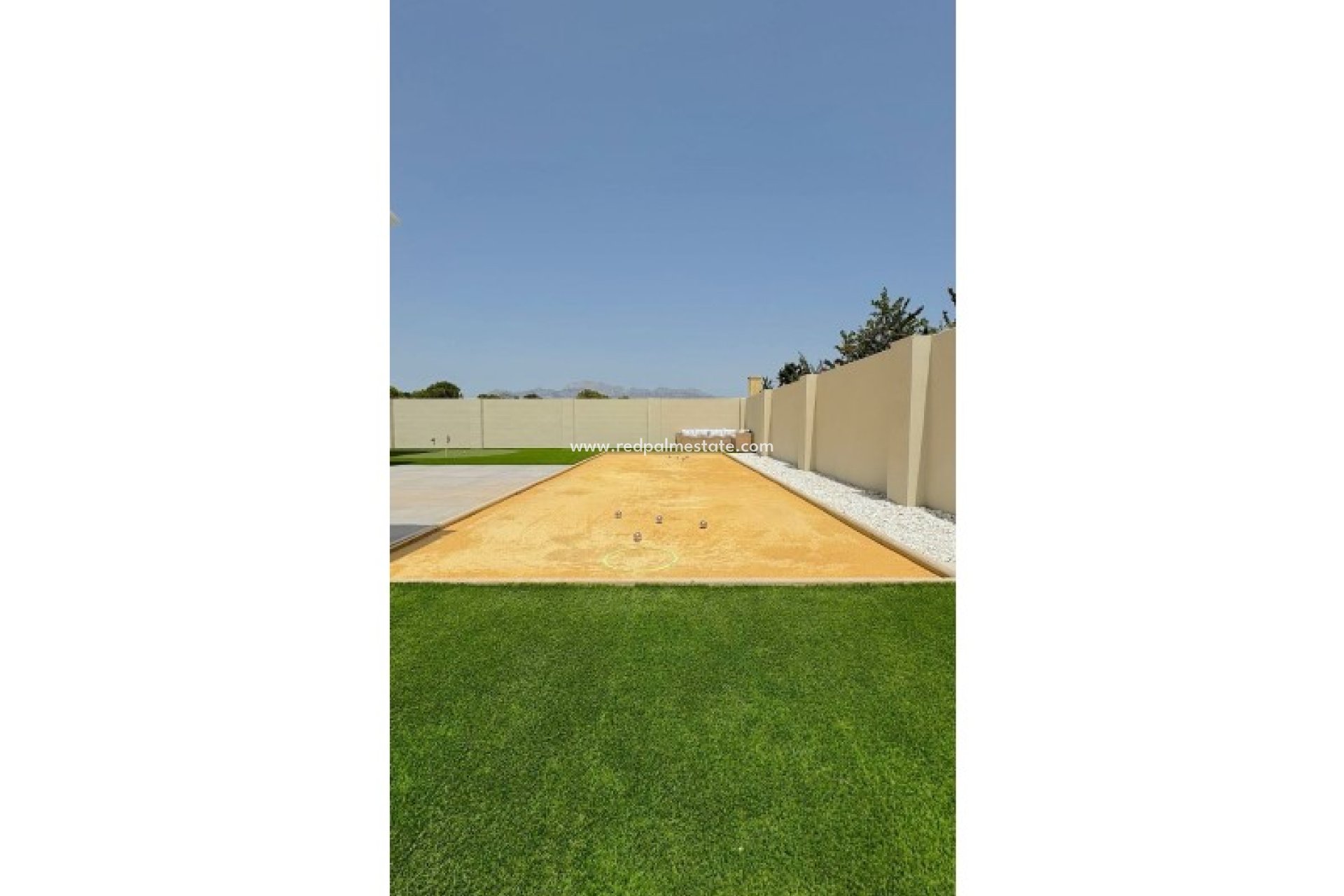 Resale - Villa -
Alfas del Pi - Costa Blanca