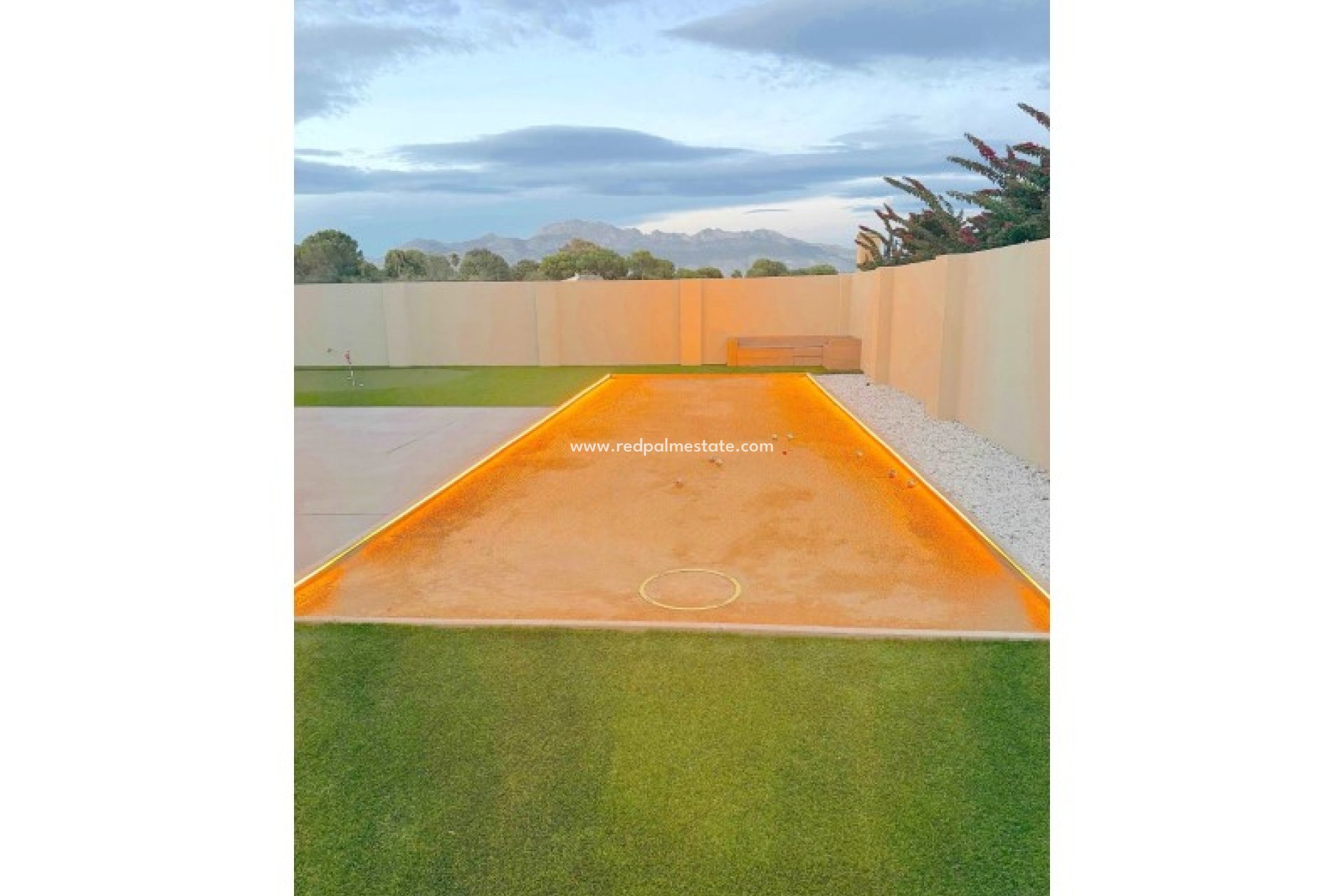 Resale - Villa -
Alfas del Pi - Costa Blanca