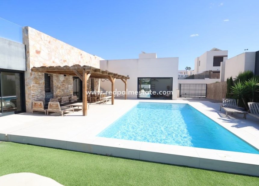Resale - Villa -
Algorfa - Inland