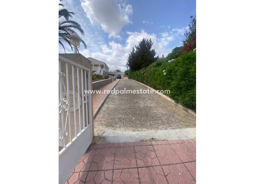 Resale - Villa -
Algorfa - Inland