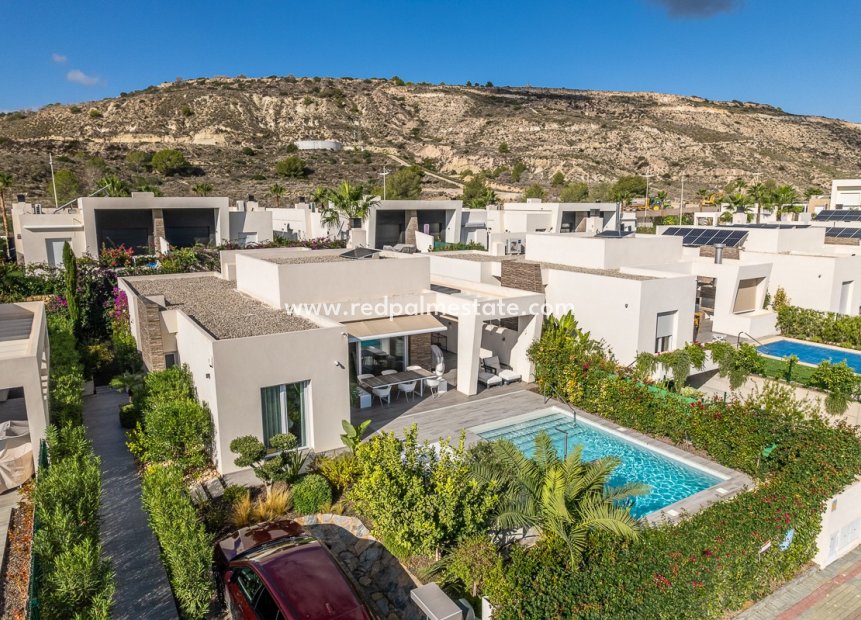 Resale - Villa -
Algorfa - Inland