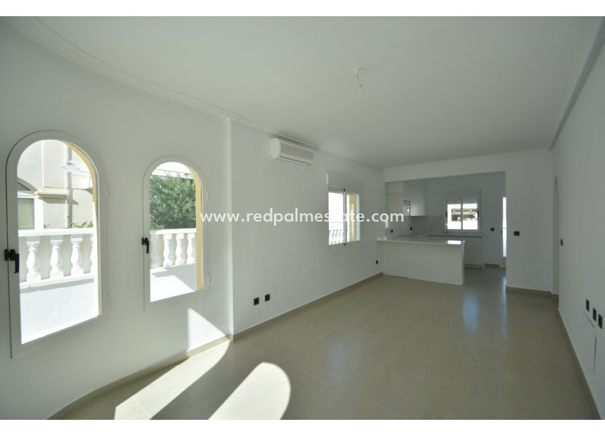 Resale - Villa -
Algorfa - Inland