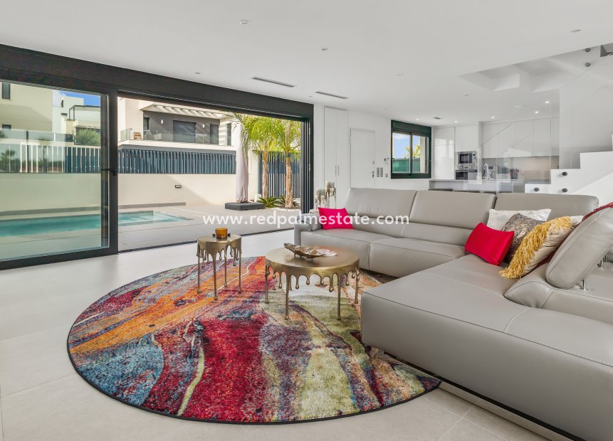 Resale - Villa -
Algorfa - Inland