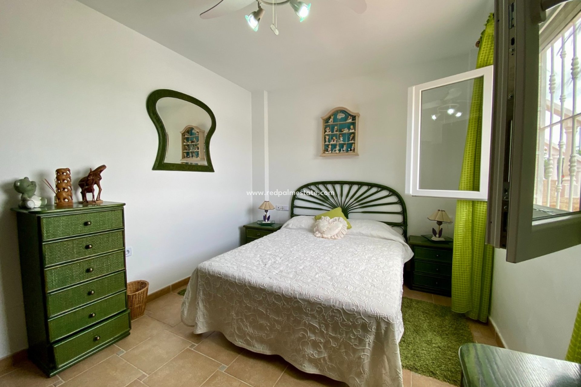 Resale - Villa -
Algorfa - Lomas De La Juliana