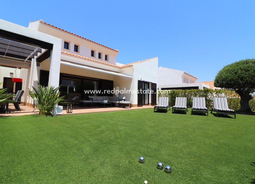Resale - Villa -
Algorfa