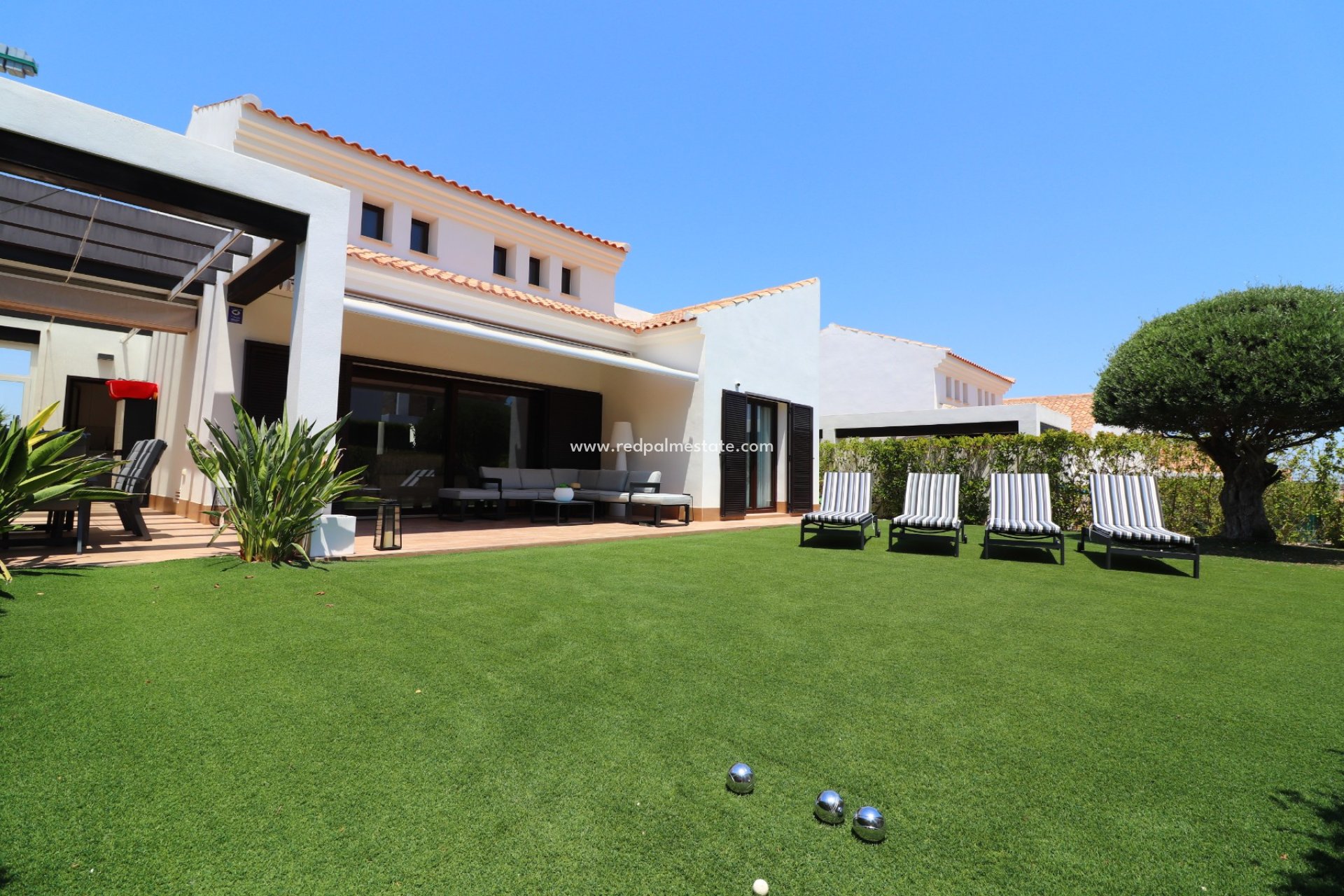 Resale - Villa -
Algorfa