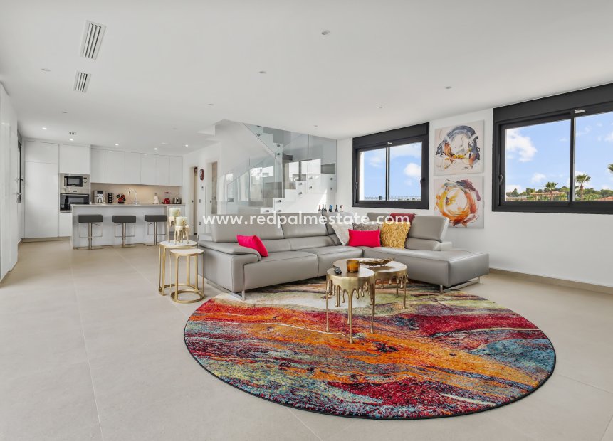 Resale - Villa -
Algorfa