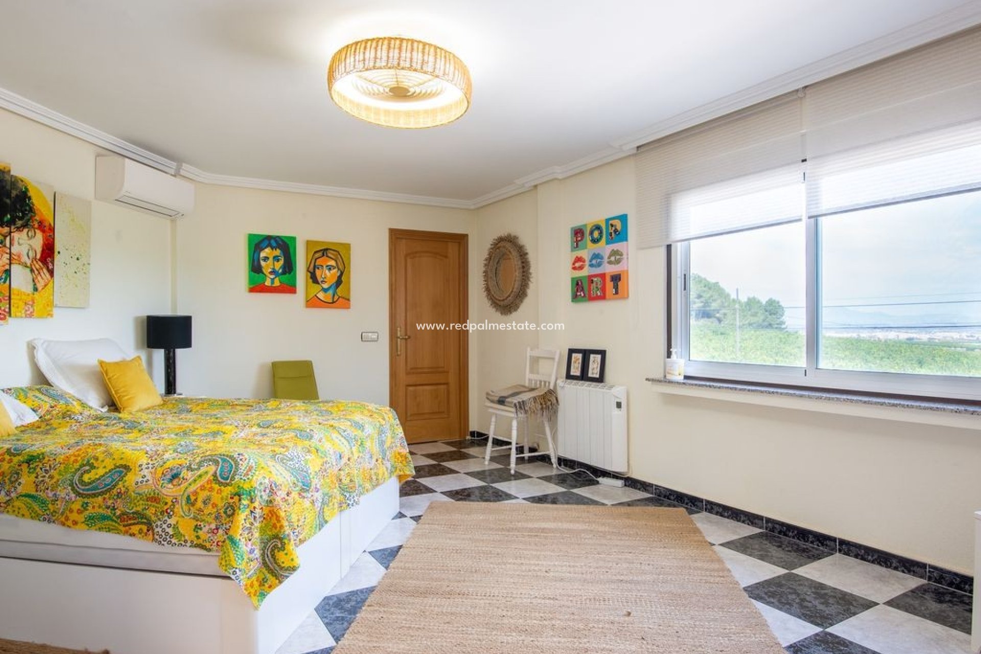 Resale - Villa -
Algorfa