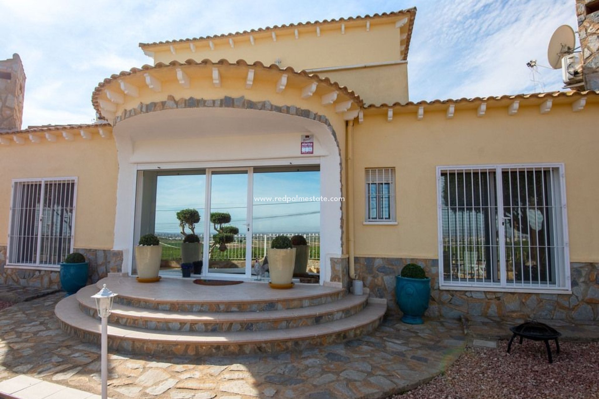 Resale - Villa -
Algorfa