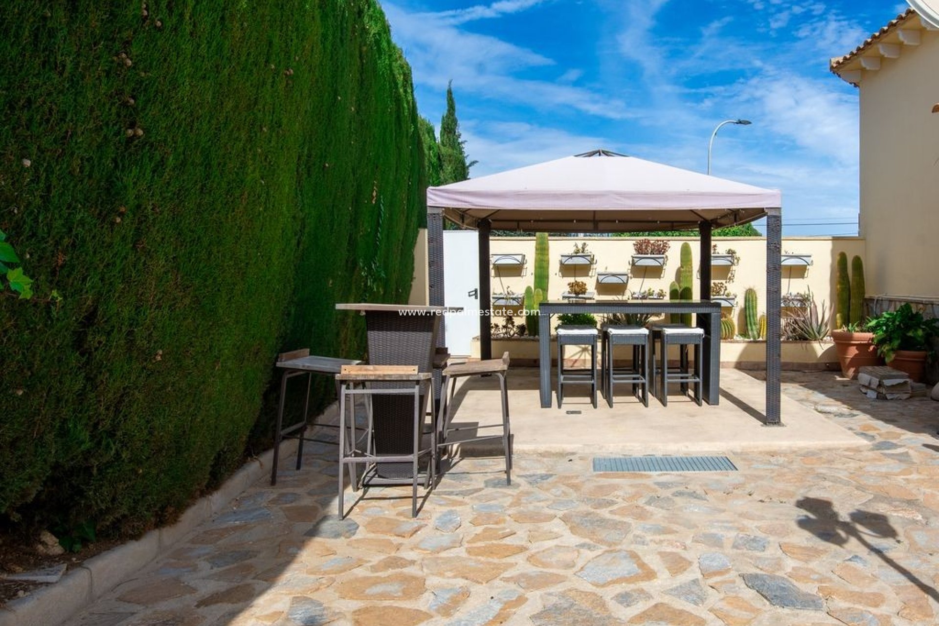 Resale - Villa -
Algorfa