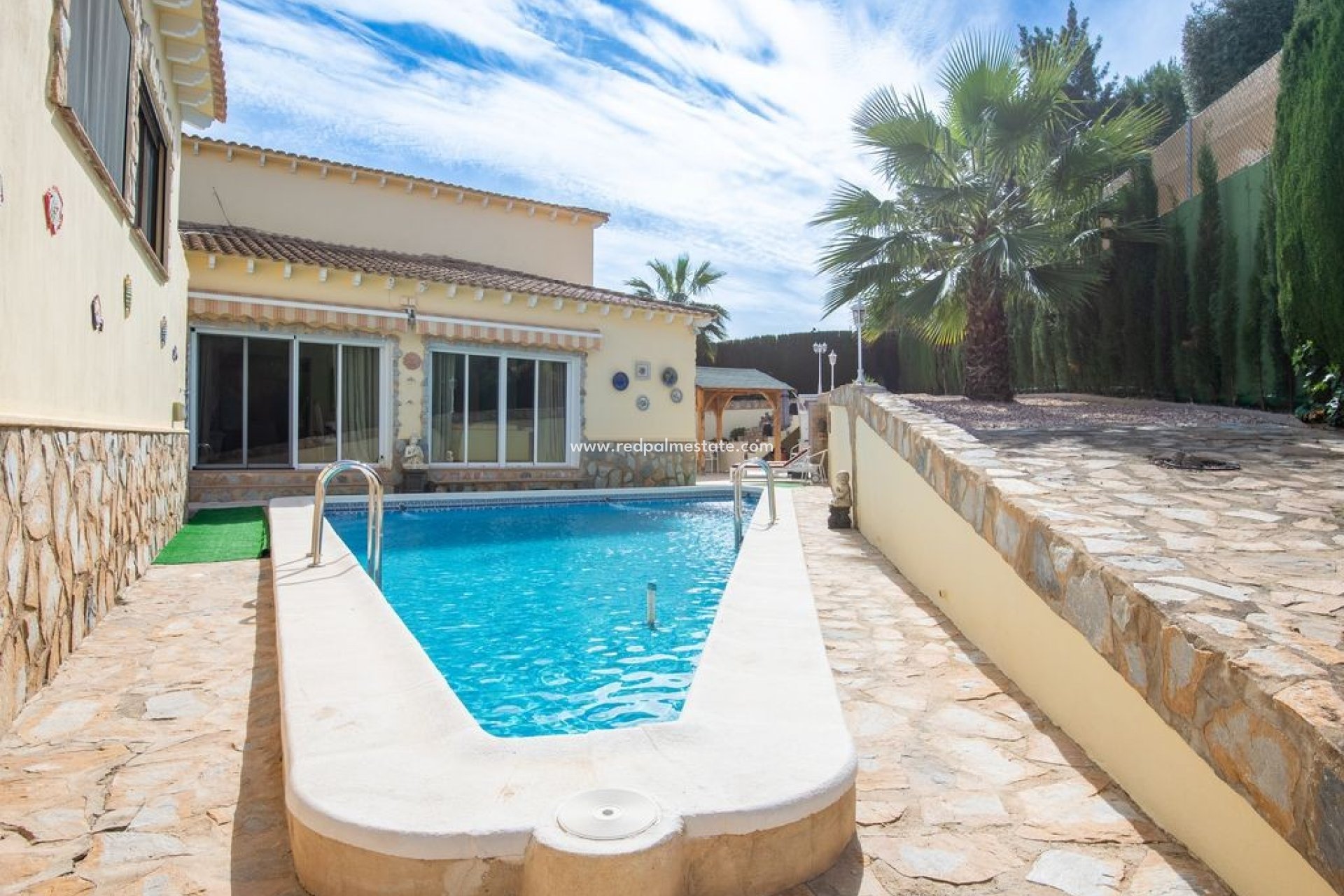 Resale - Villa -
Algorfa