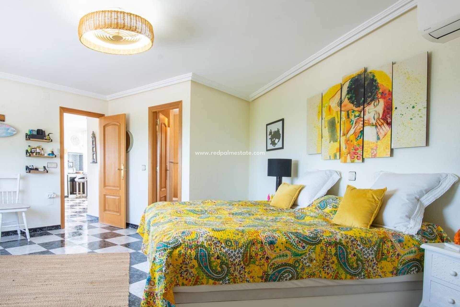 Resale - Villa -
Algorfa