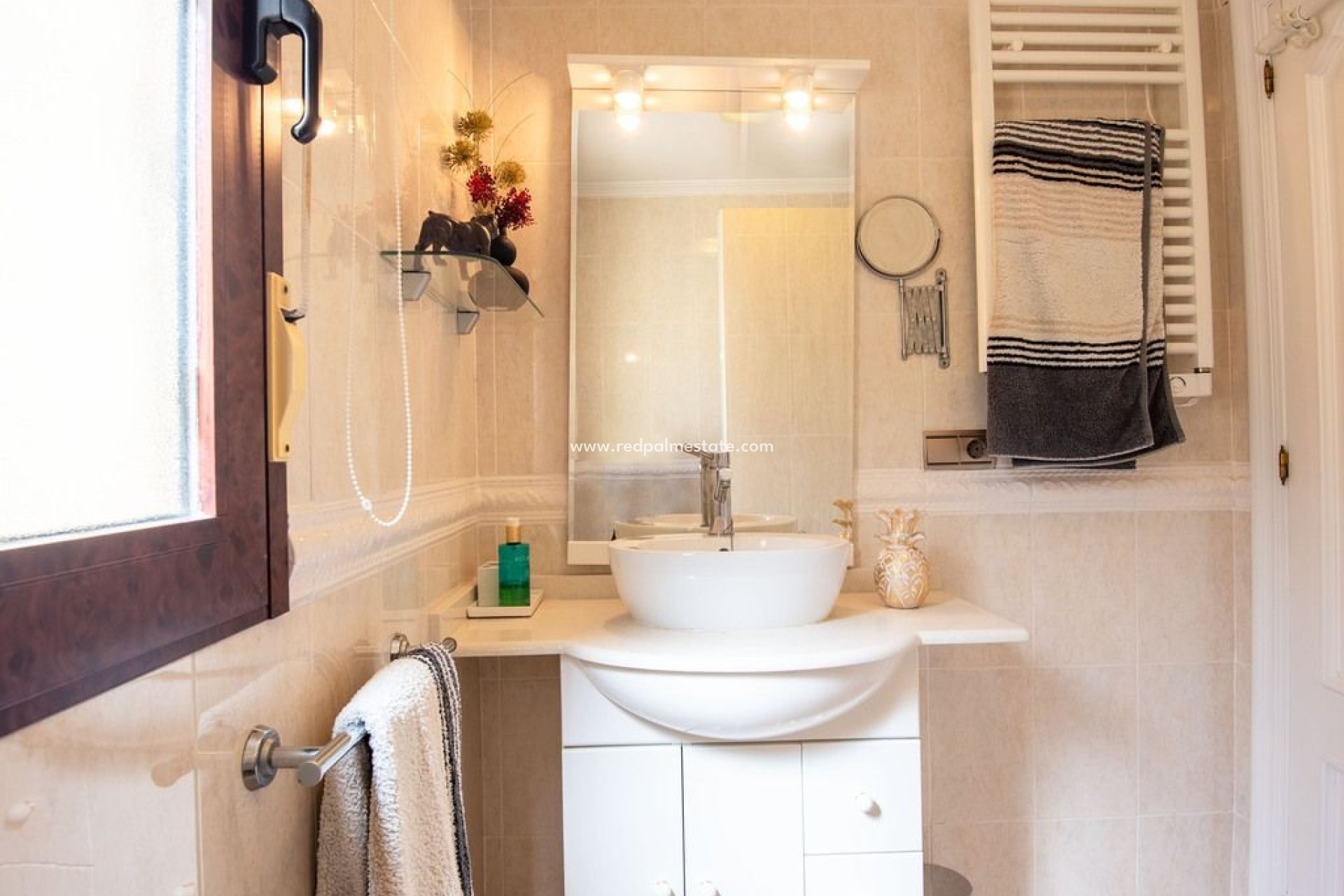 Resale - Villa -
Algorfa