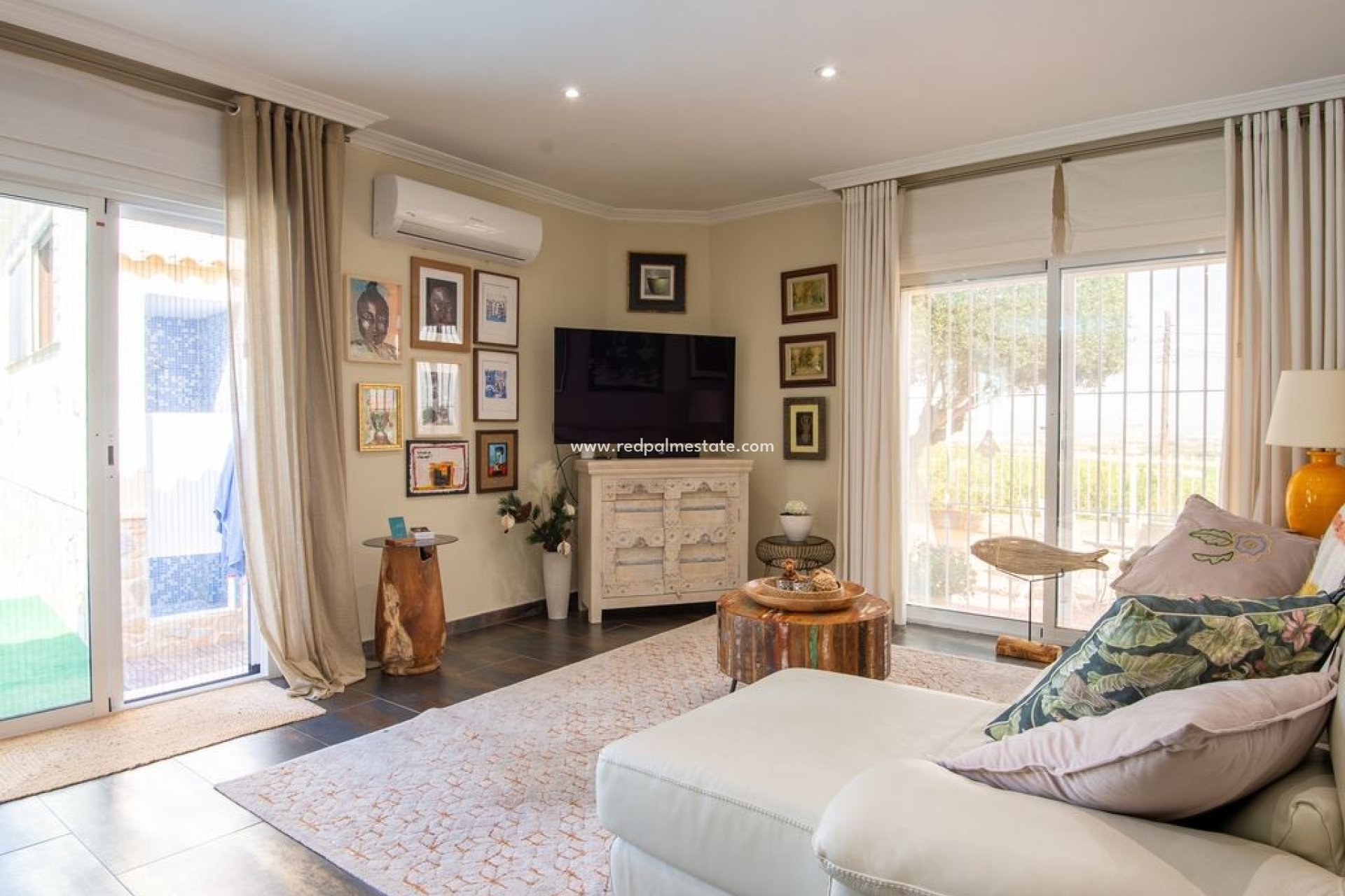 Resale - Villa -
Algorfa