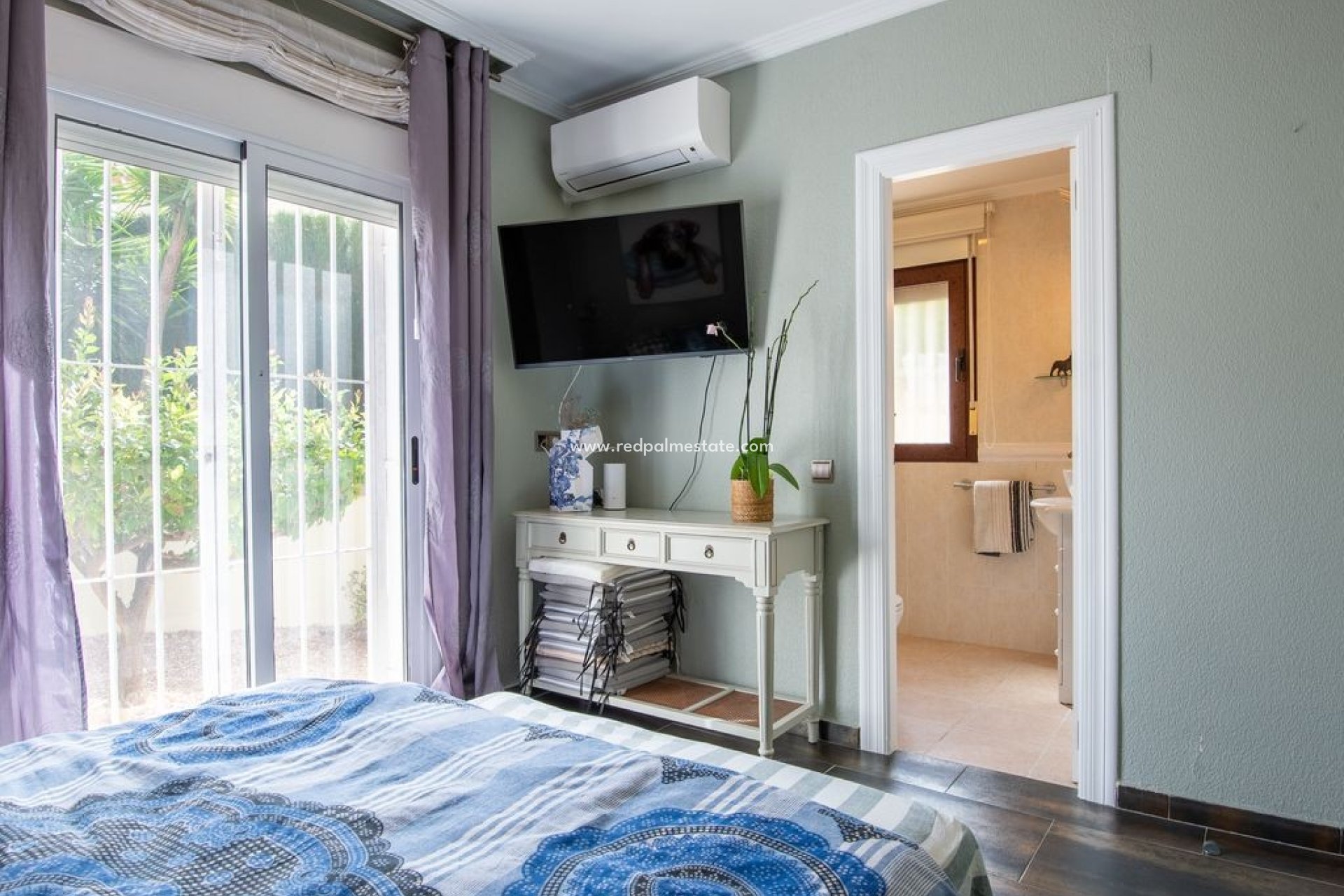 Resale - Villa -
Algorfa