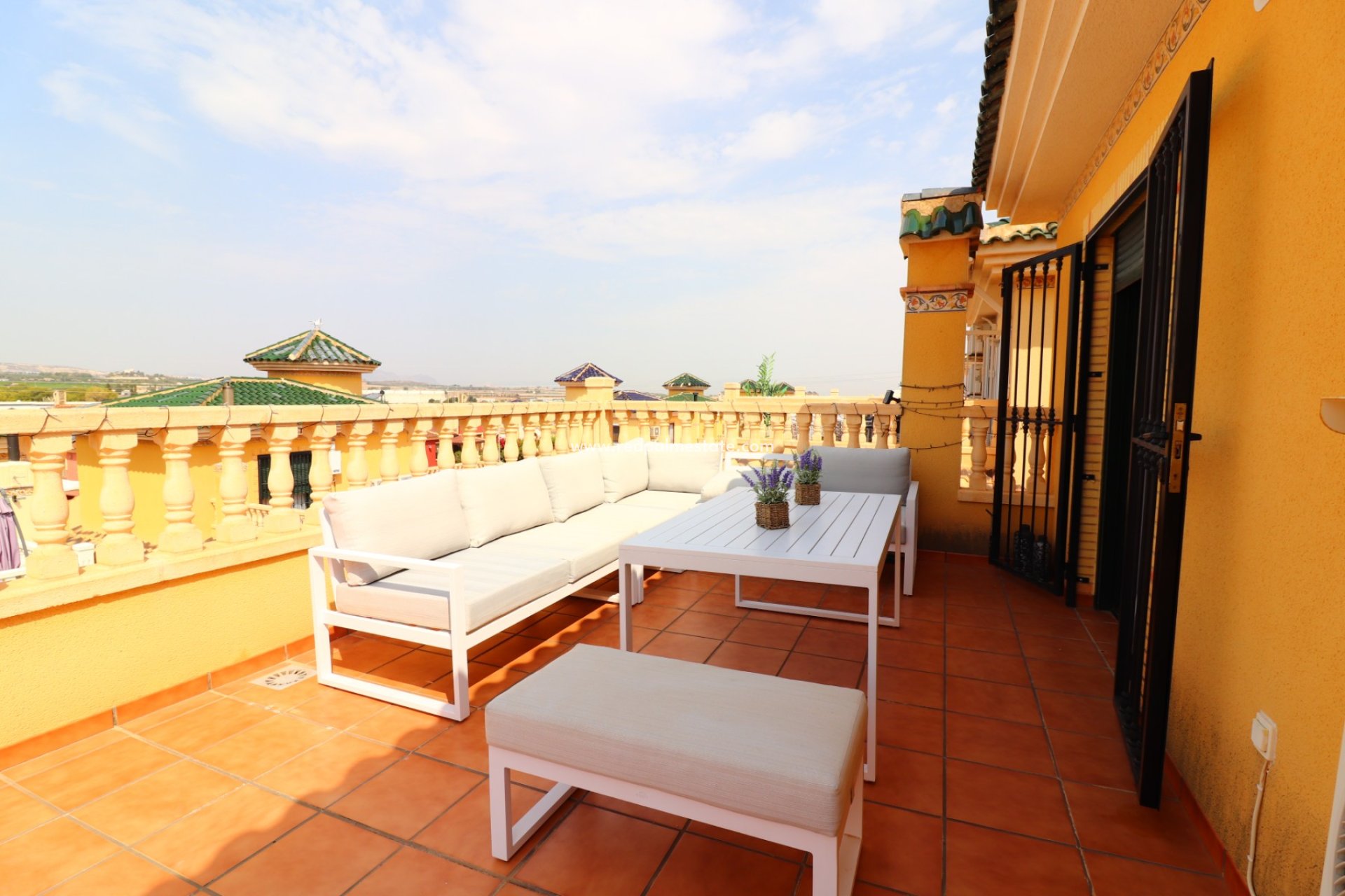 Resale - Villa -
Algorfa