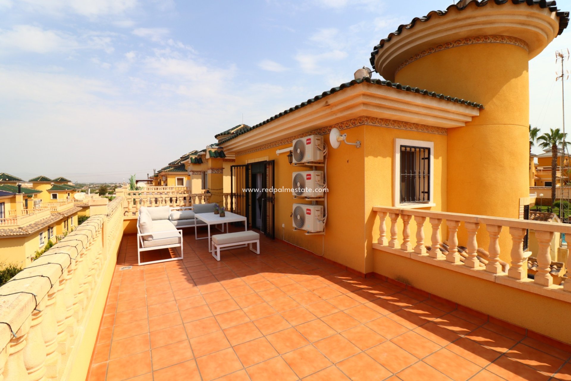 Resale - Villa -
Algorfa