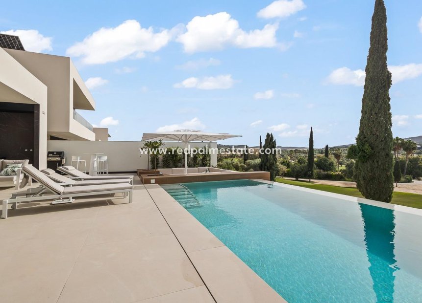 Resale - Villa -
Algorfa