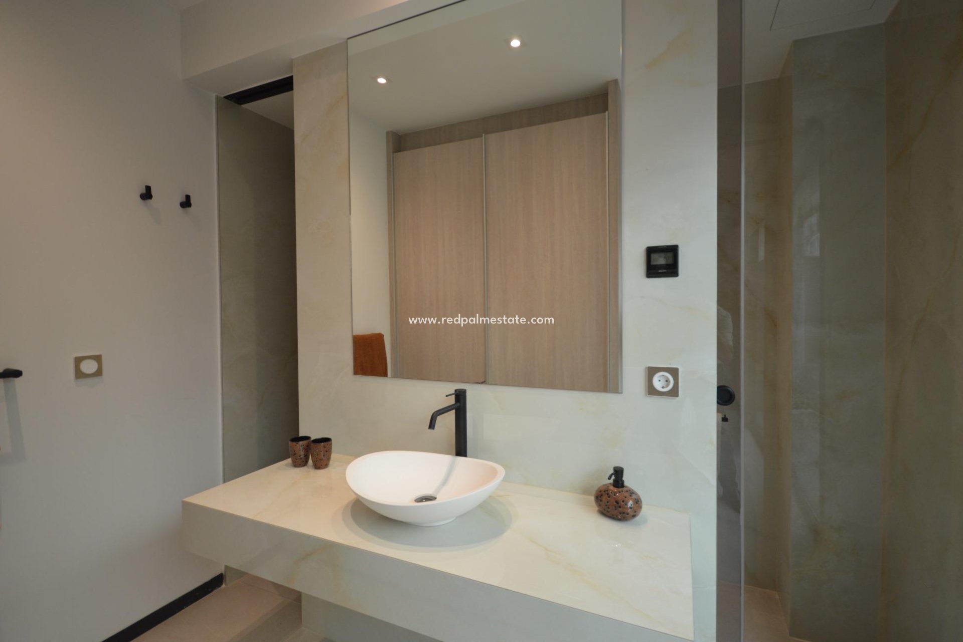 Resale - Villa -
Algorfa