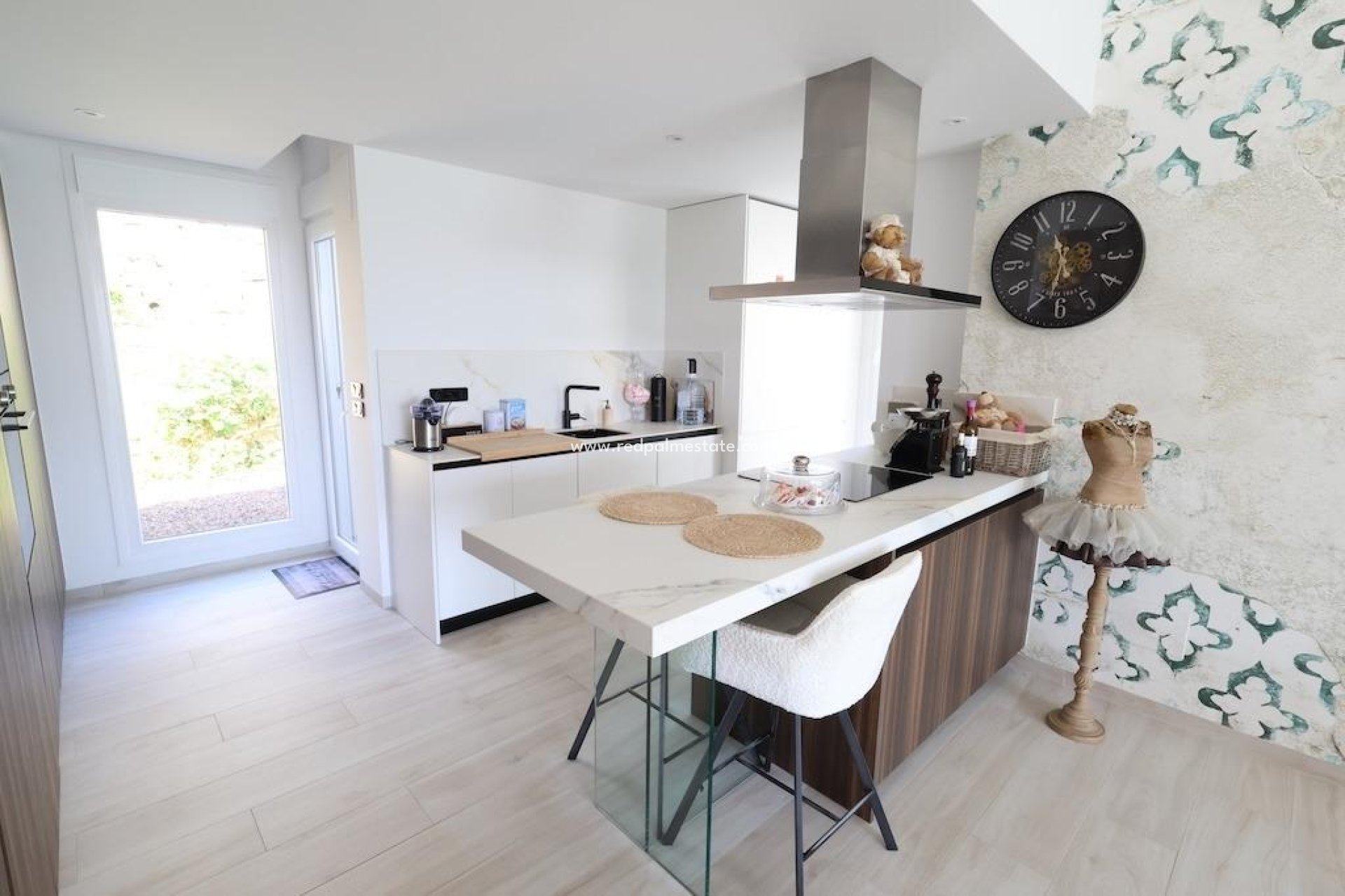 Resale - Villa -
Algorfa