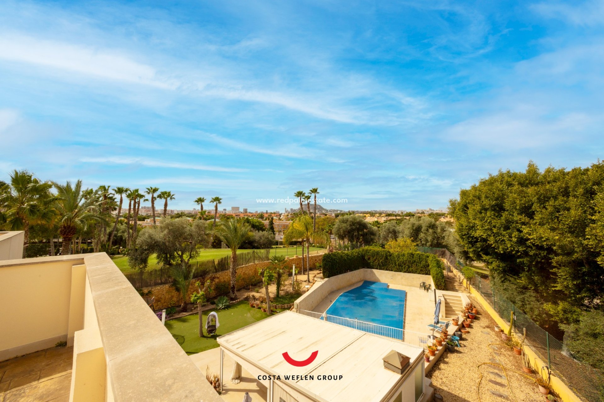 Resale - Villa -
Alicante - Costa Blanca