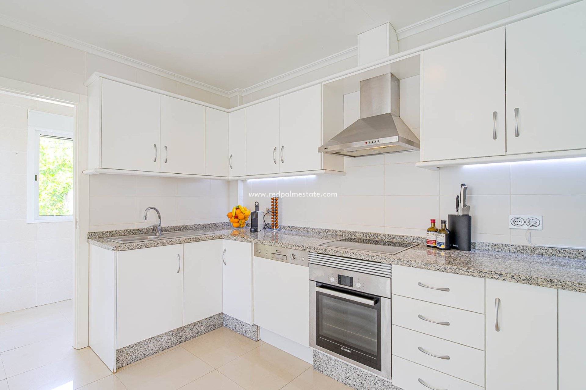 Resale - Villa -
Alicante - El Campello
