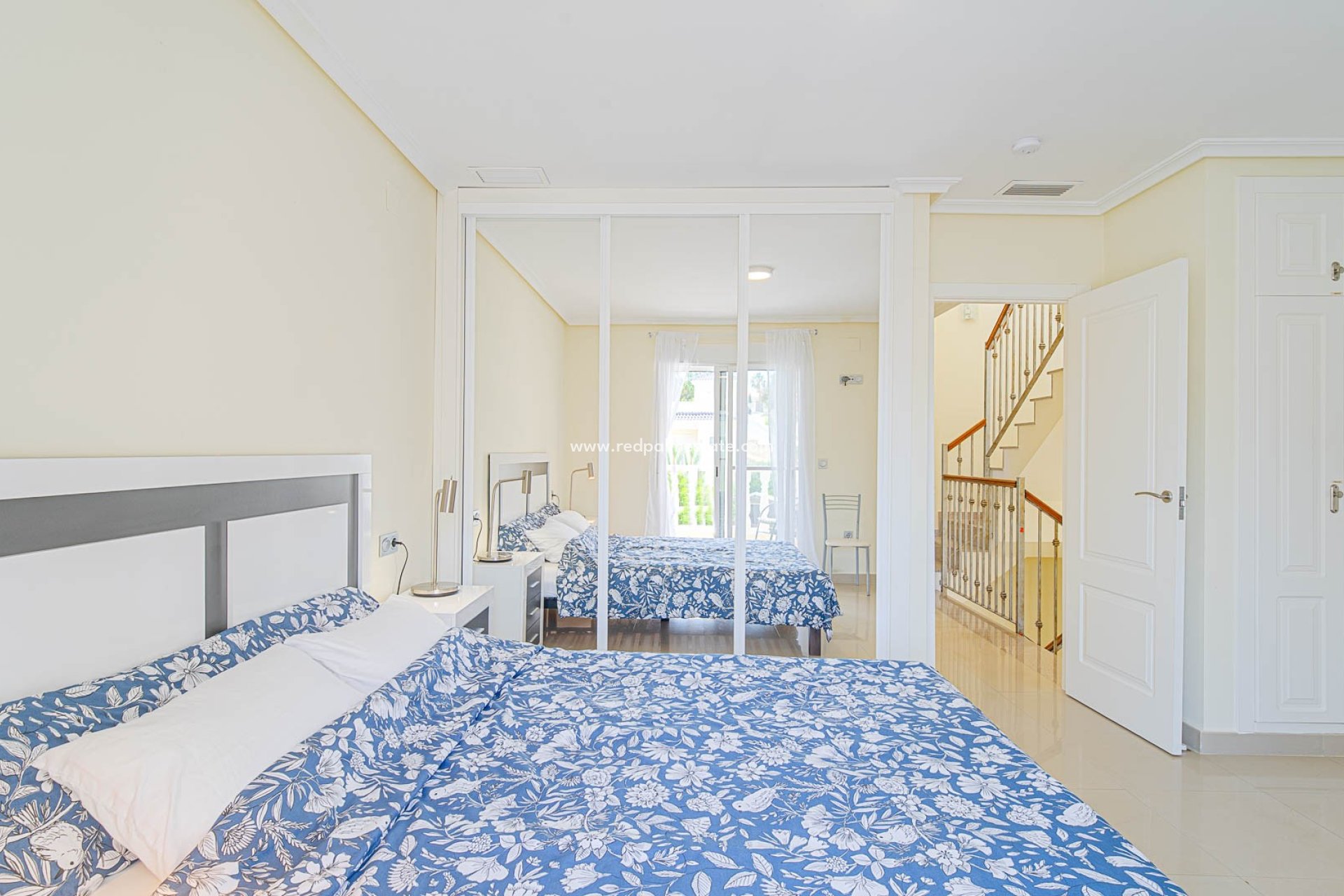 Resale - Villa -
Alicante - El Campello
