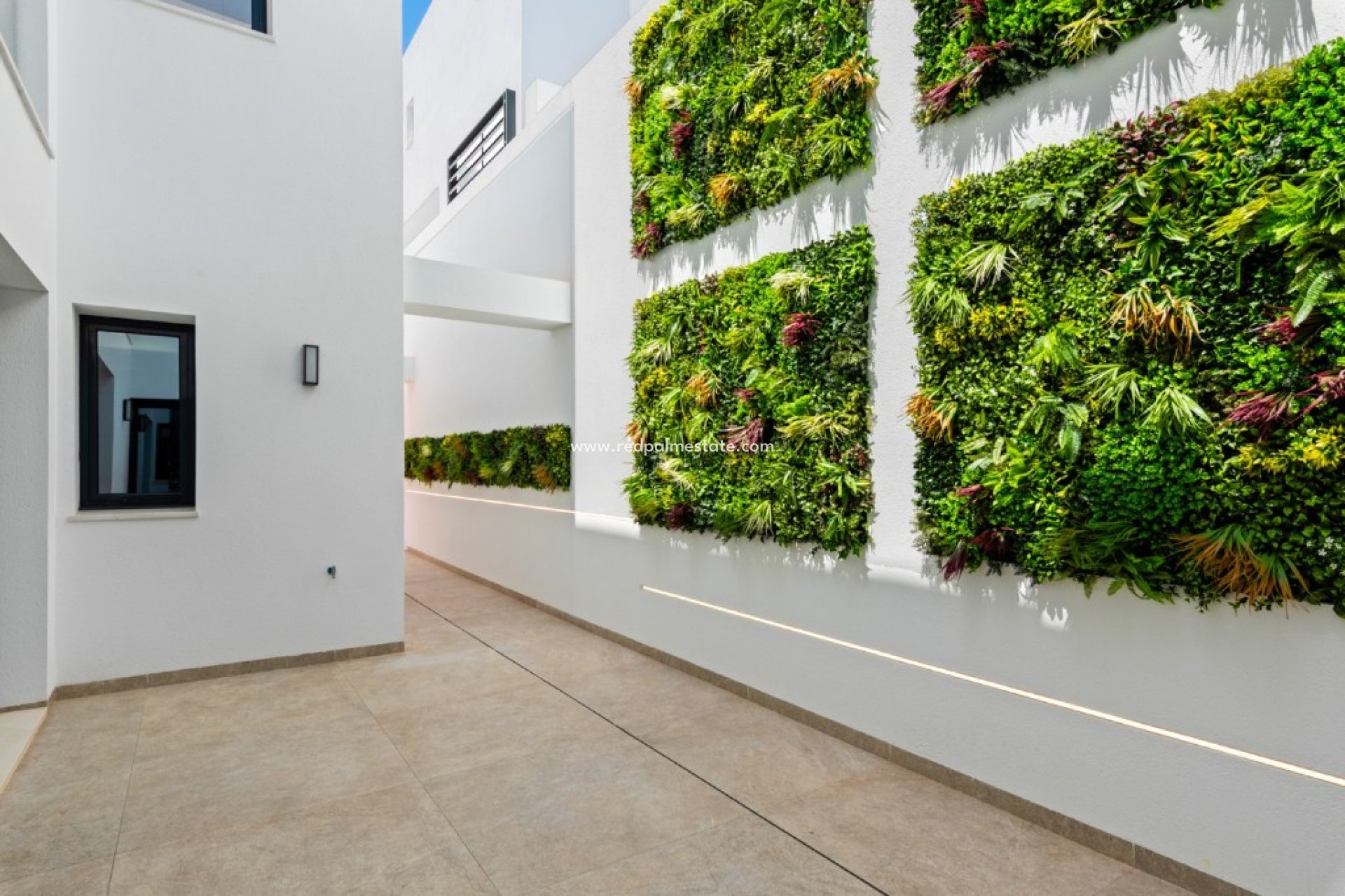 Resale - Villa -
Alicante - El Campello