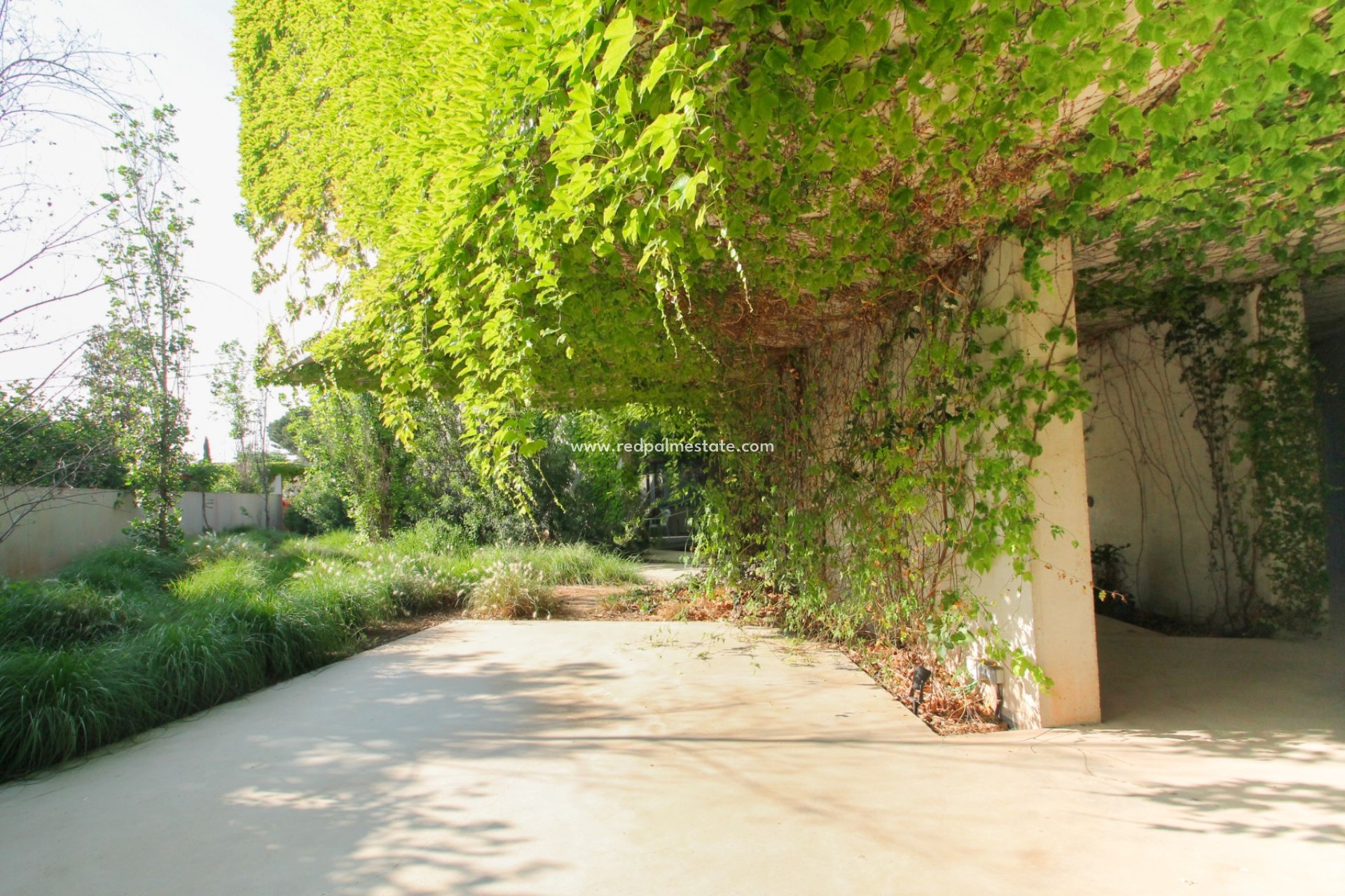 Resale - Villa -
Alicante - Inland