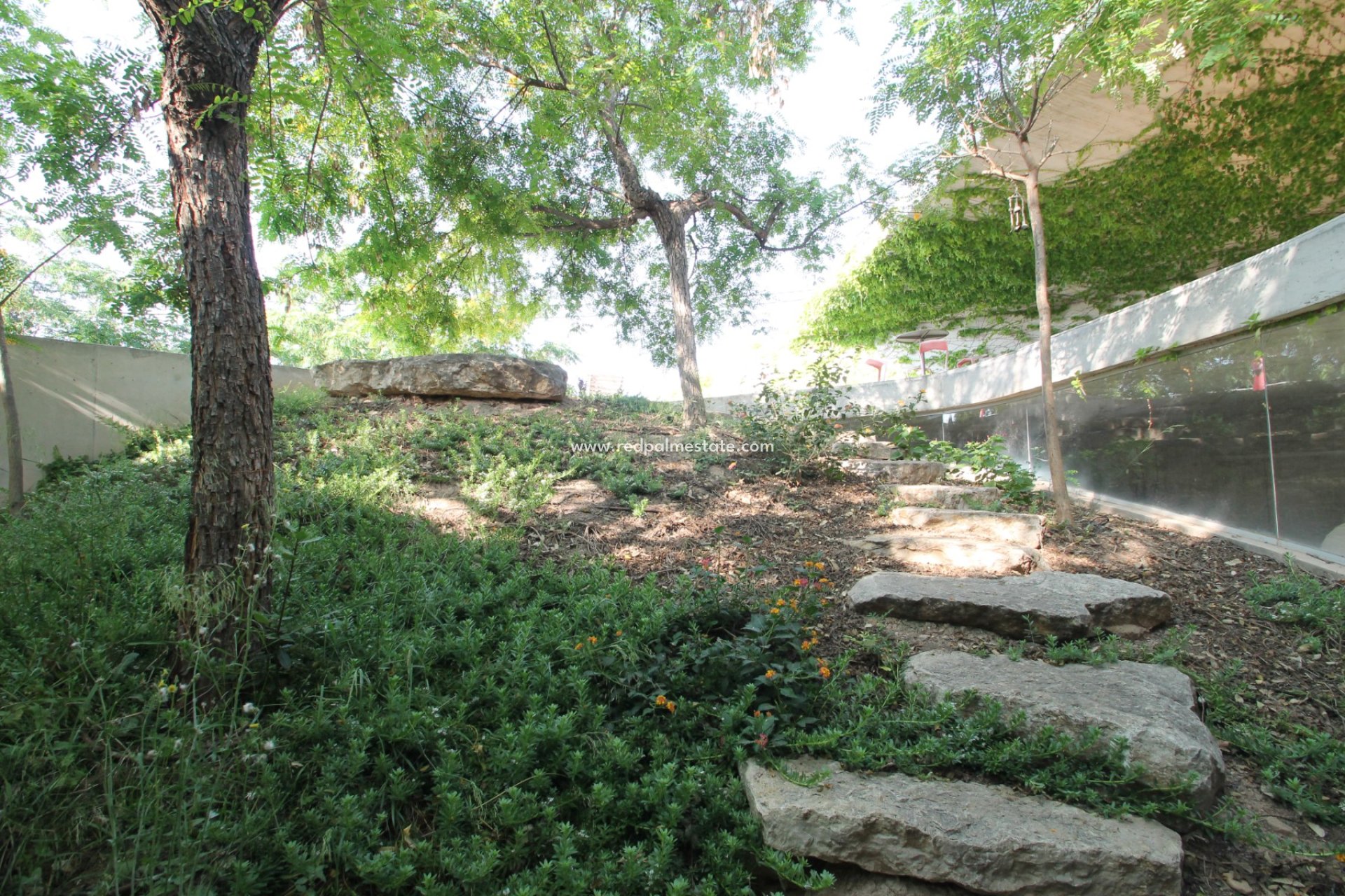 Resale - Villa -
Alicante - Inland