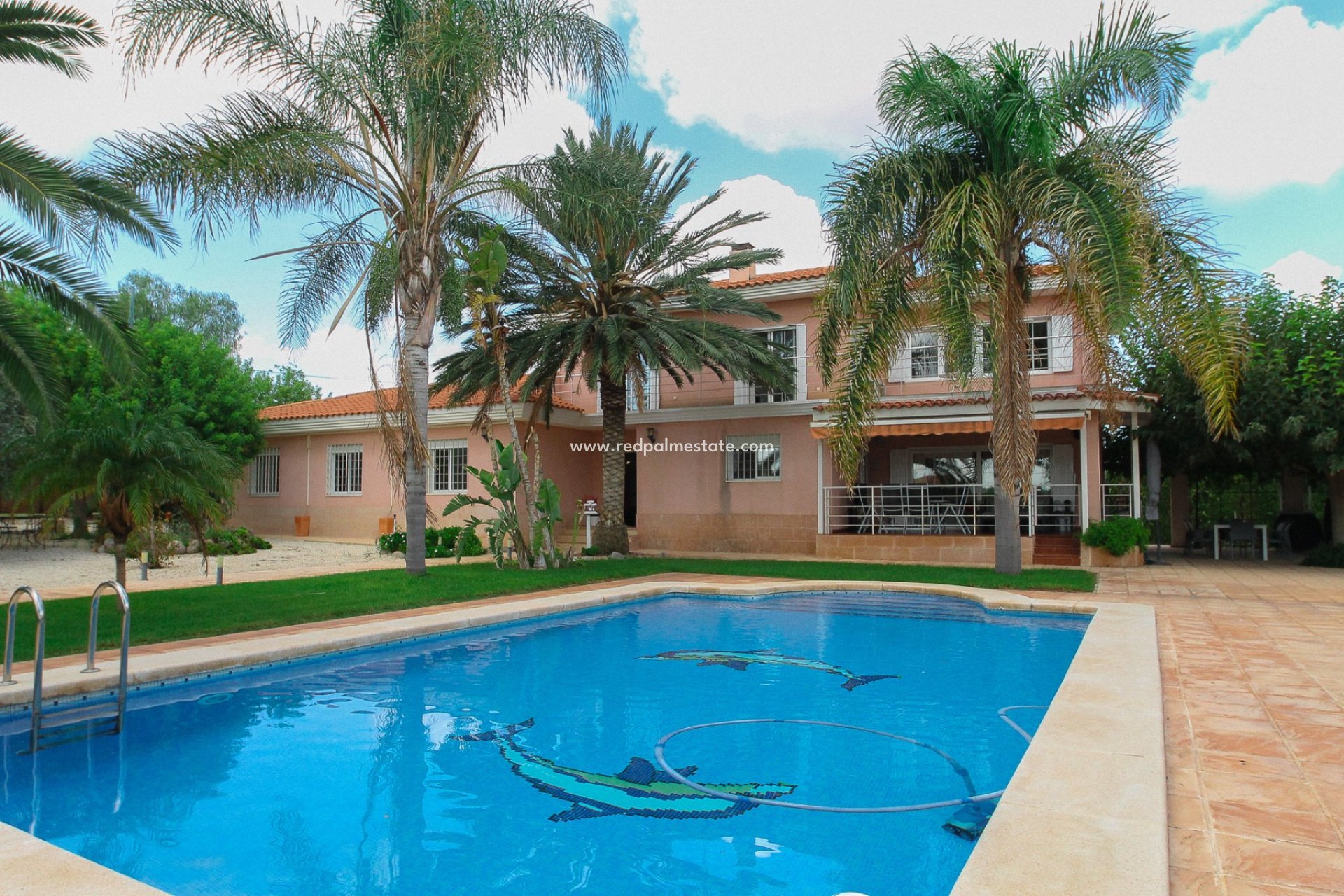Resale - Villa -
Alicante - Inland
