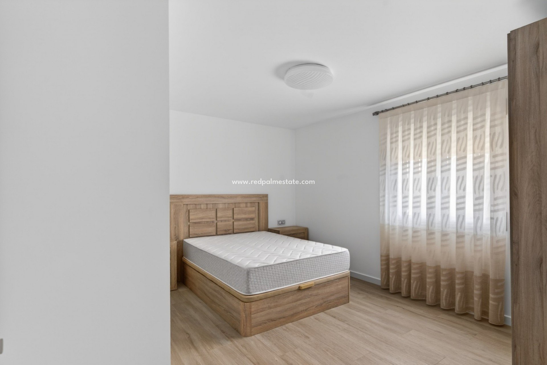 Resale - Villa -
Alicante - Rebolledo