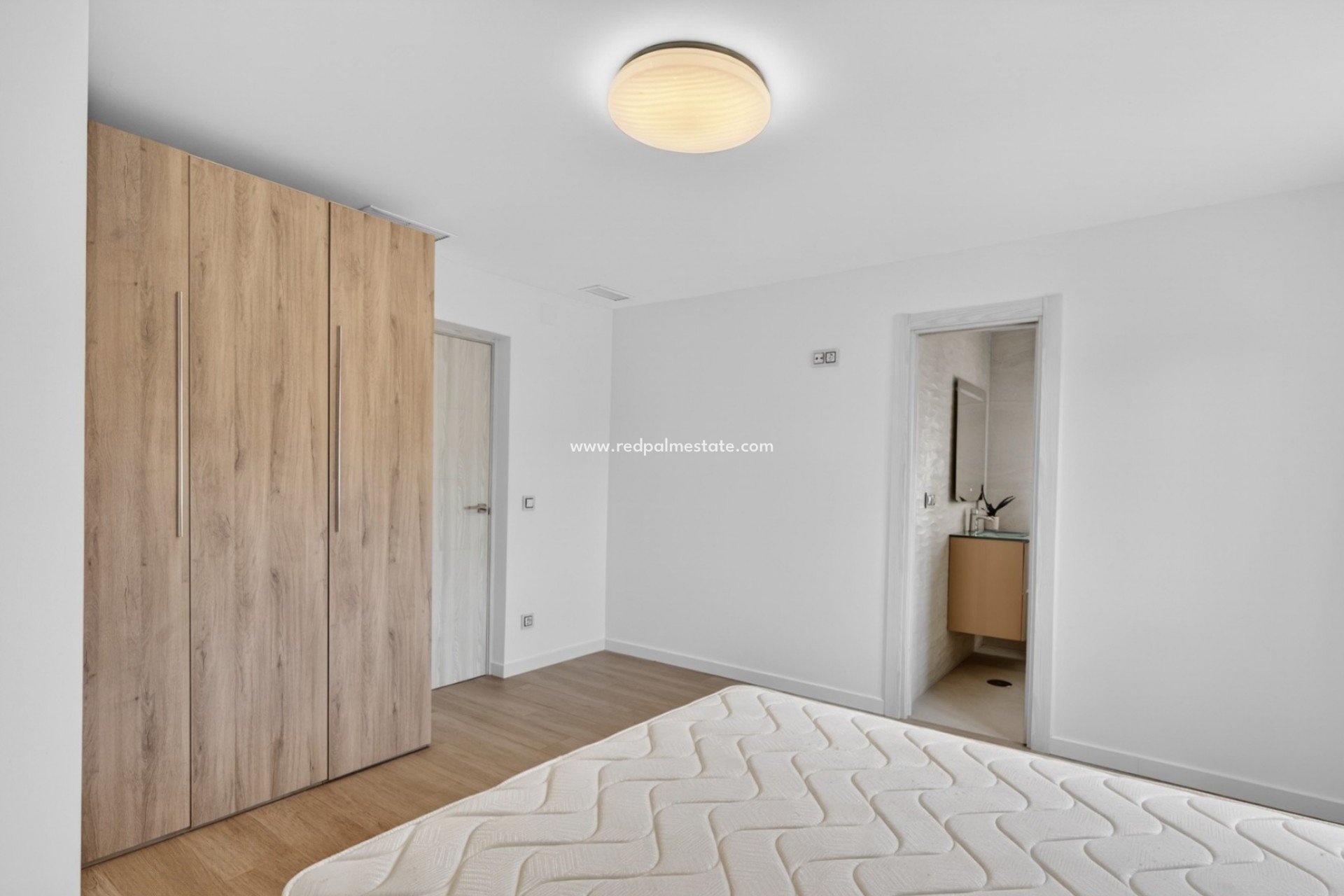 Resale - Villa -
Alicante - Rebolledo