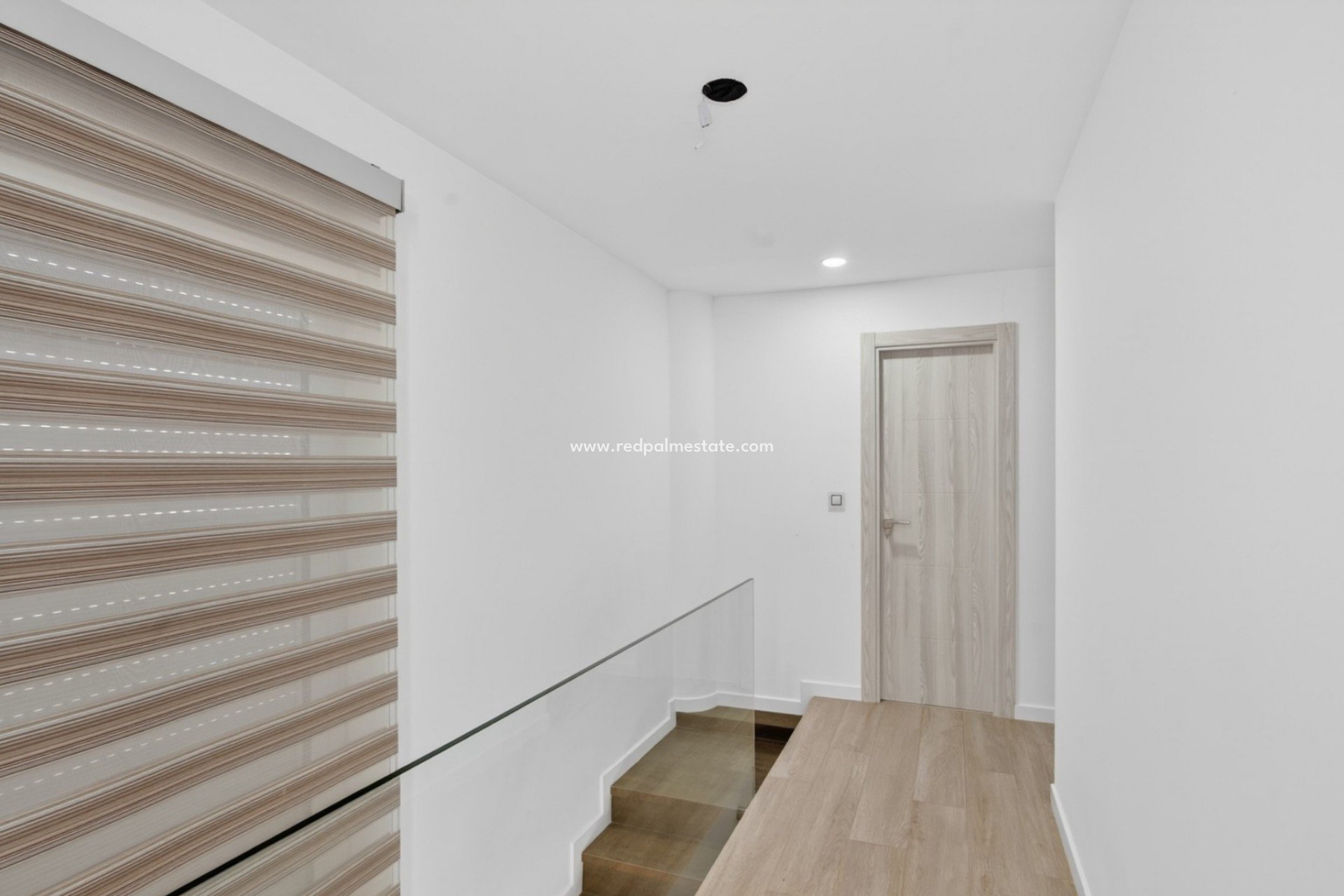 Resale - Villa -
Alicante - Rebolledo