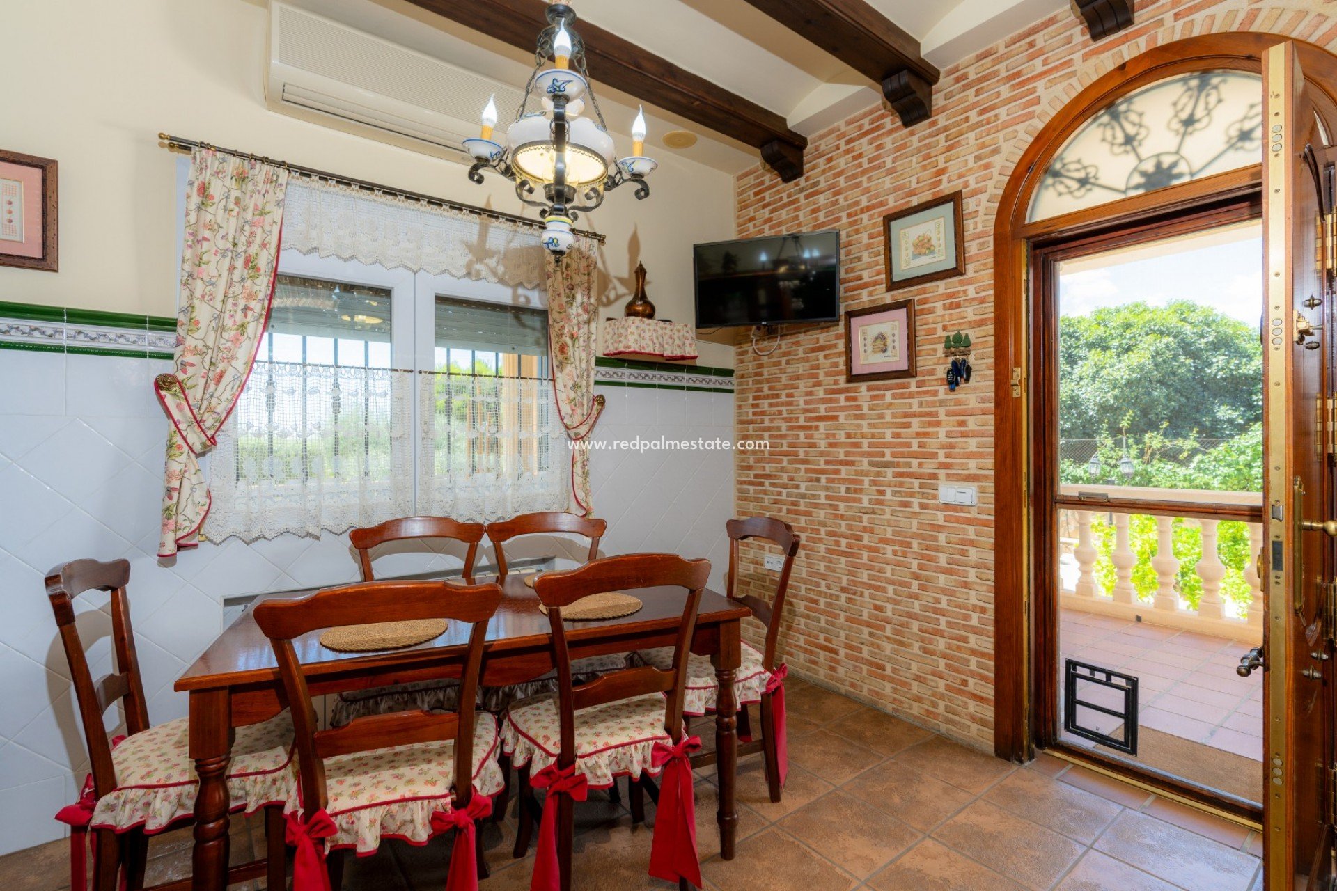 Resale - Villa -
Alicante - San Vicente del Raspeig