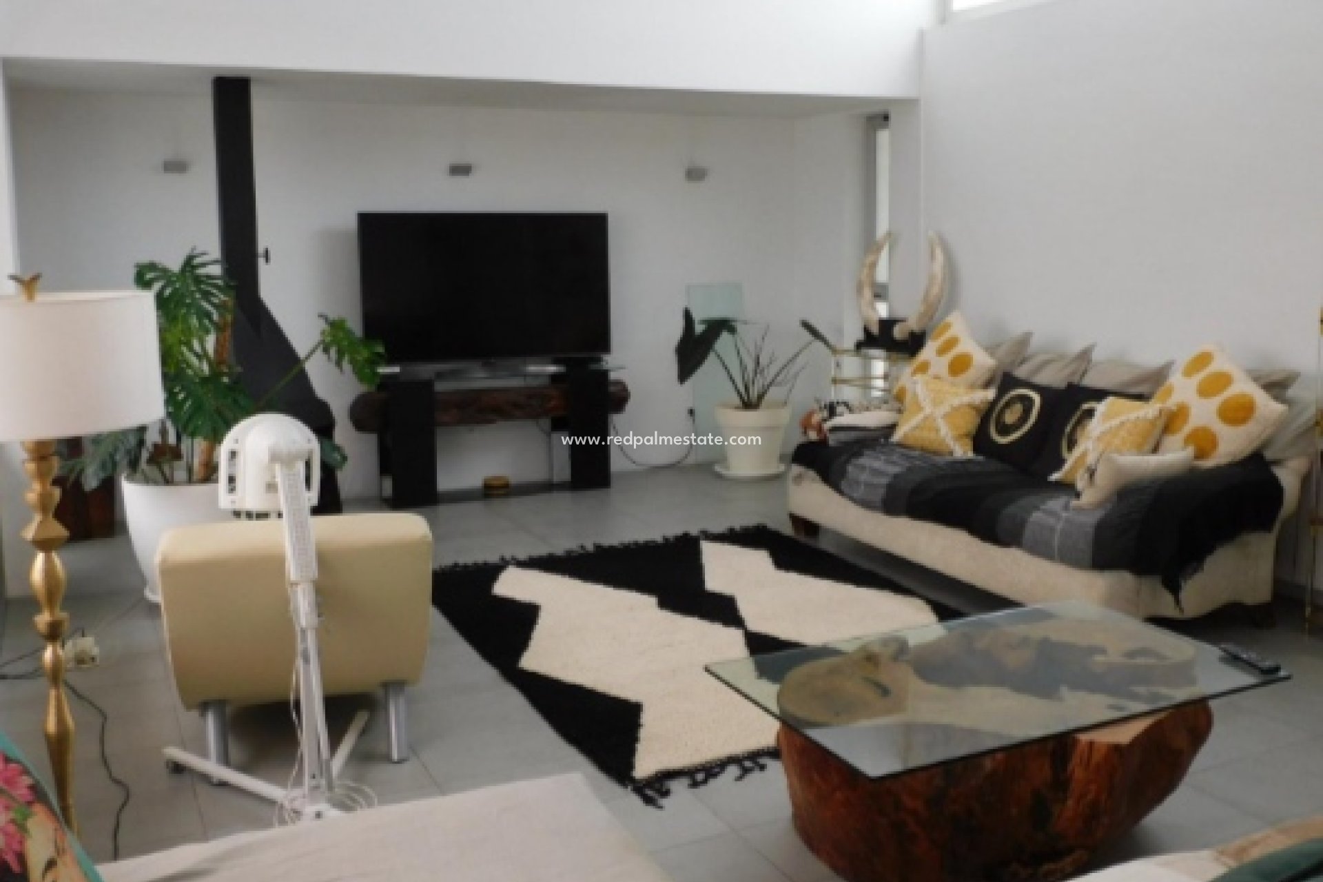 Resale - Villa -
Alicante