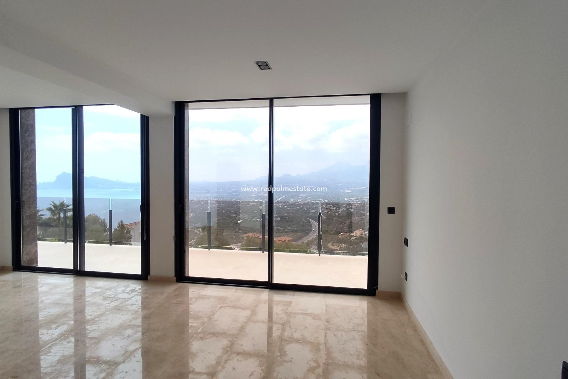 Resale - Villa -
Altea - Altea Hills