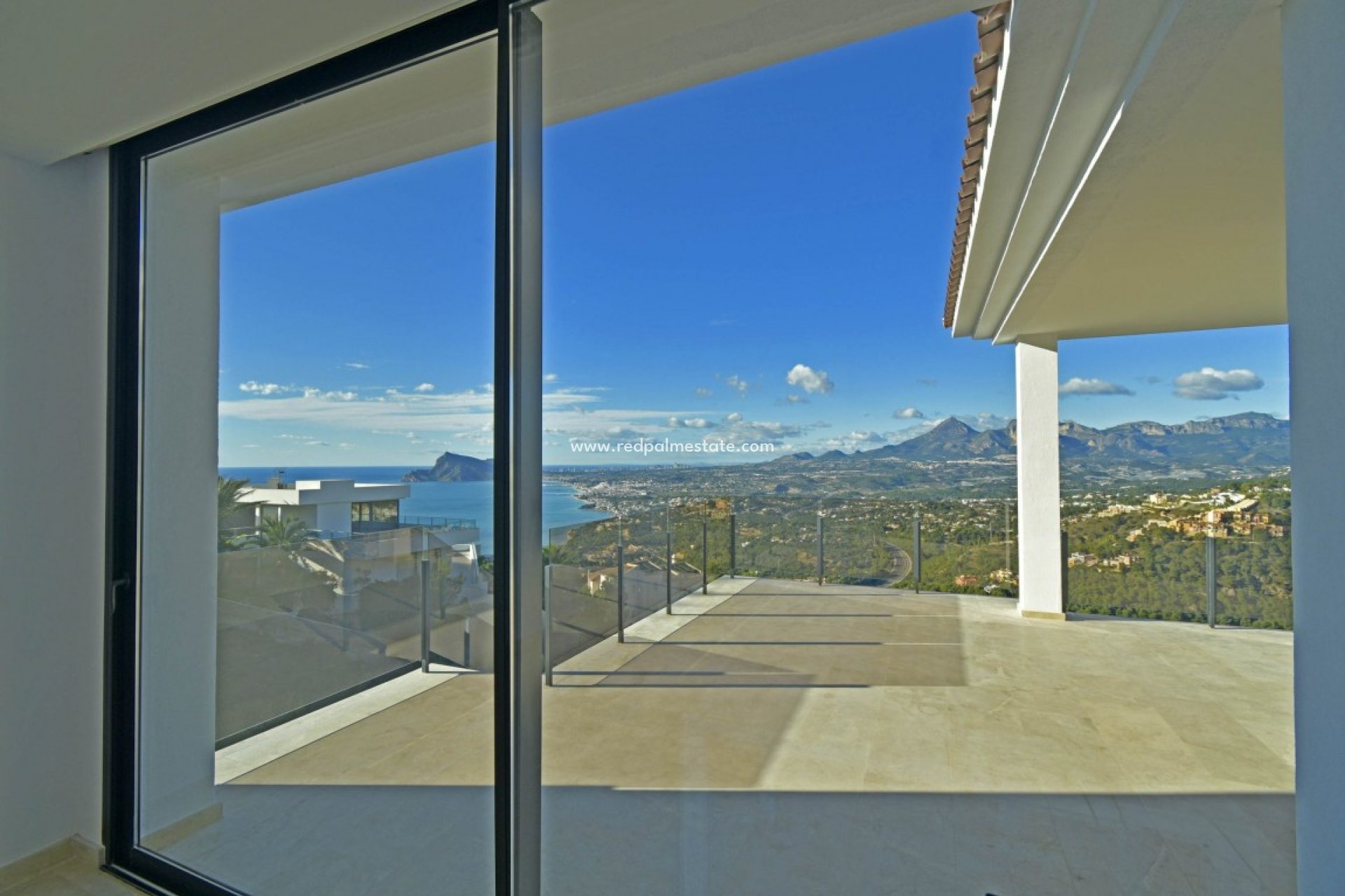 Resale - Villa -
Altea