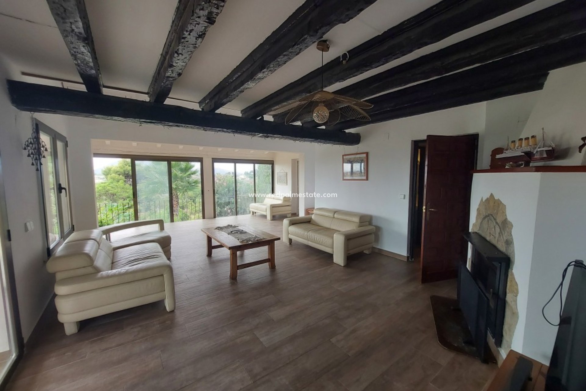 Resale - Villa -
Altea